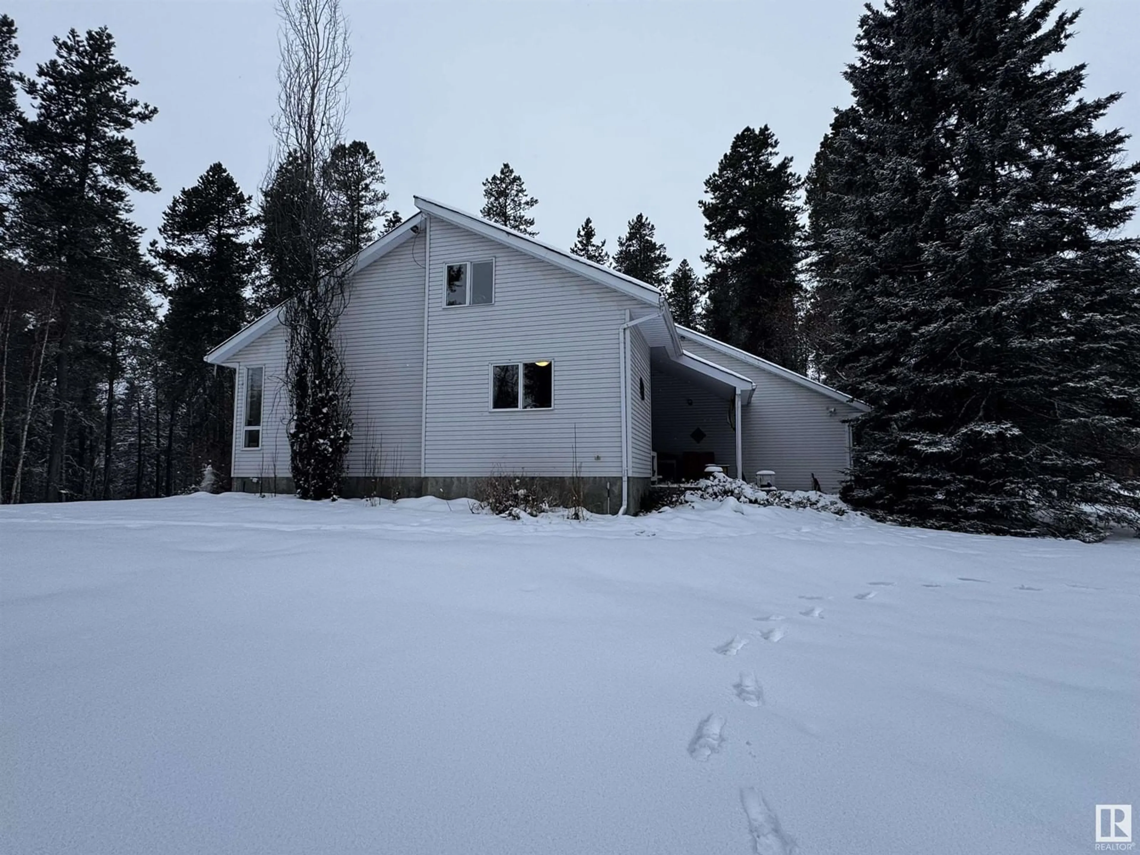 A pic from outside/outdoor area/front of a property/back of a property/a pic from drone, unknown for 49510 Hwy 22 #104, Rural Brazeau County Alberta T7A2A3