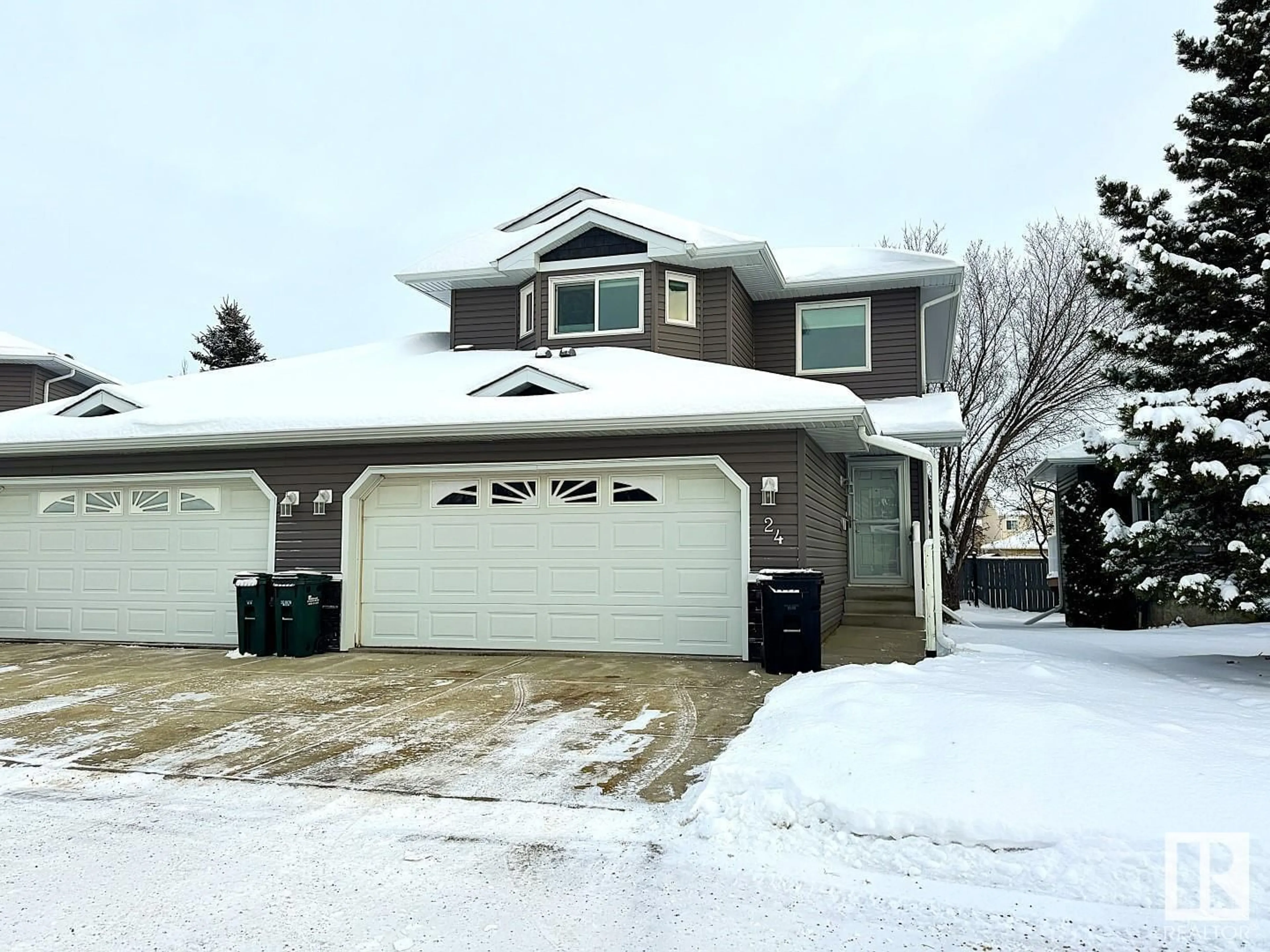 Home with vinyl exterior material, street for #24 49 COLWILL BV, Sherwood Park Alberta T8A6C3