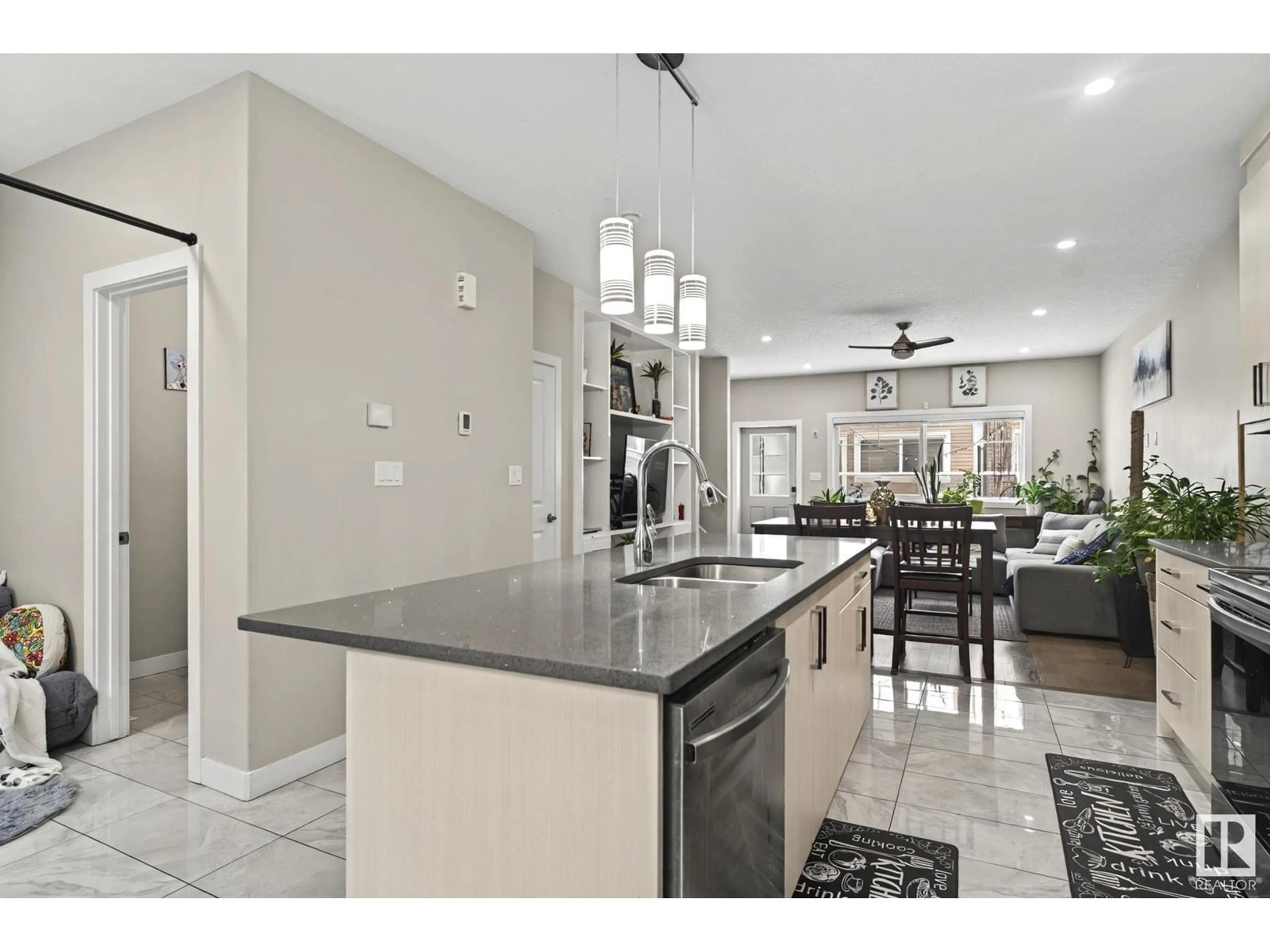 Open concept kitchen, ceramic/tile floor for #36 2803 14 AV NW, Edmonton Alberta T6T2K4