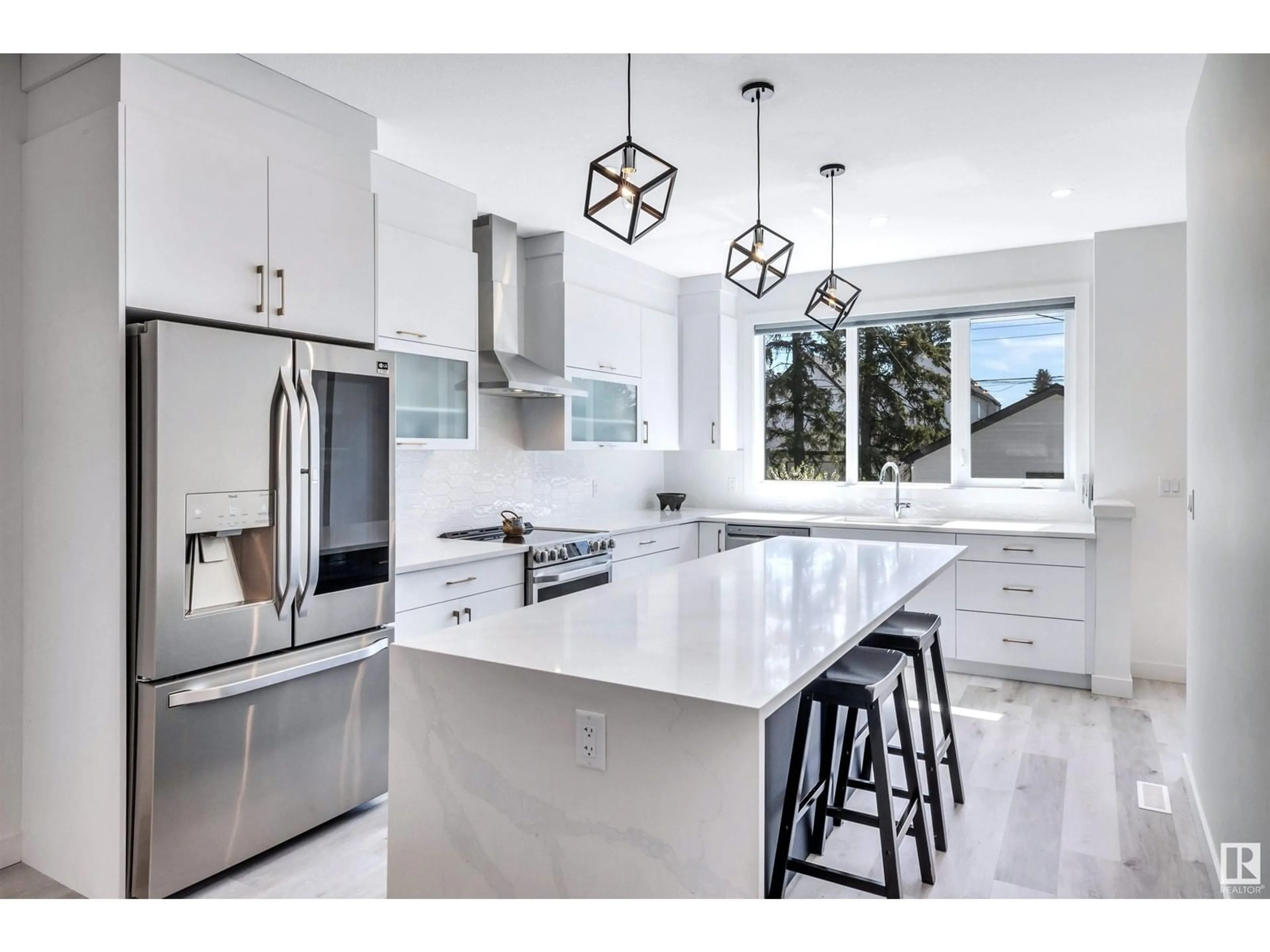 Contemporary kitchen, ceramic/tile floor for 11345 111 AV NW, Edmonton Alberta T5G0C8