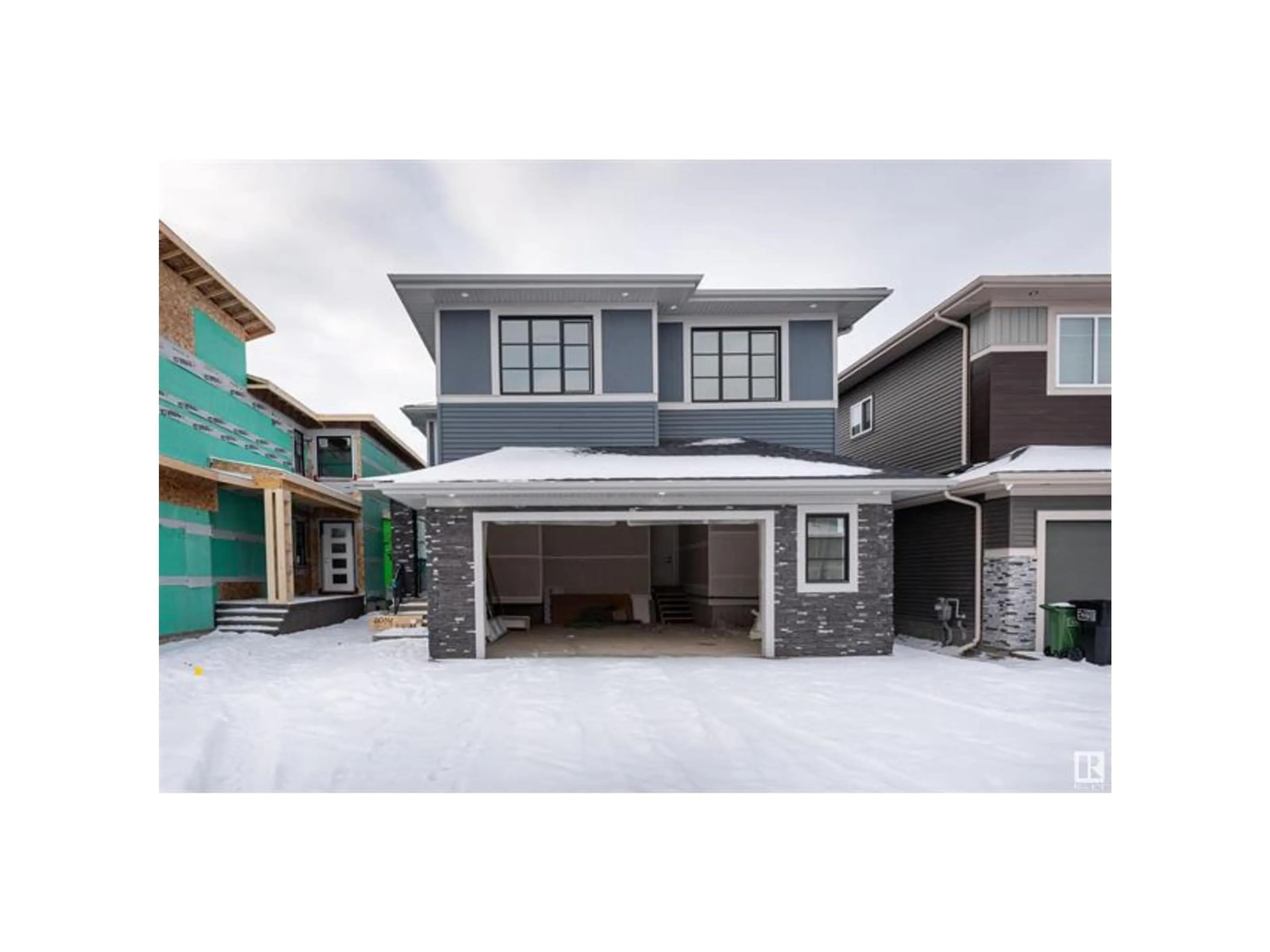 Home with vinyl exterior material, street for 7010 KIVIAQ CR SW, Edmonton Alberta T6W1A5