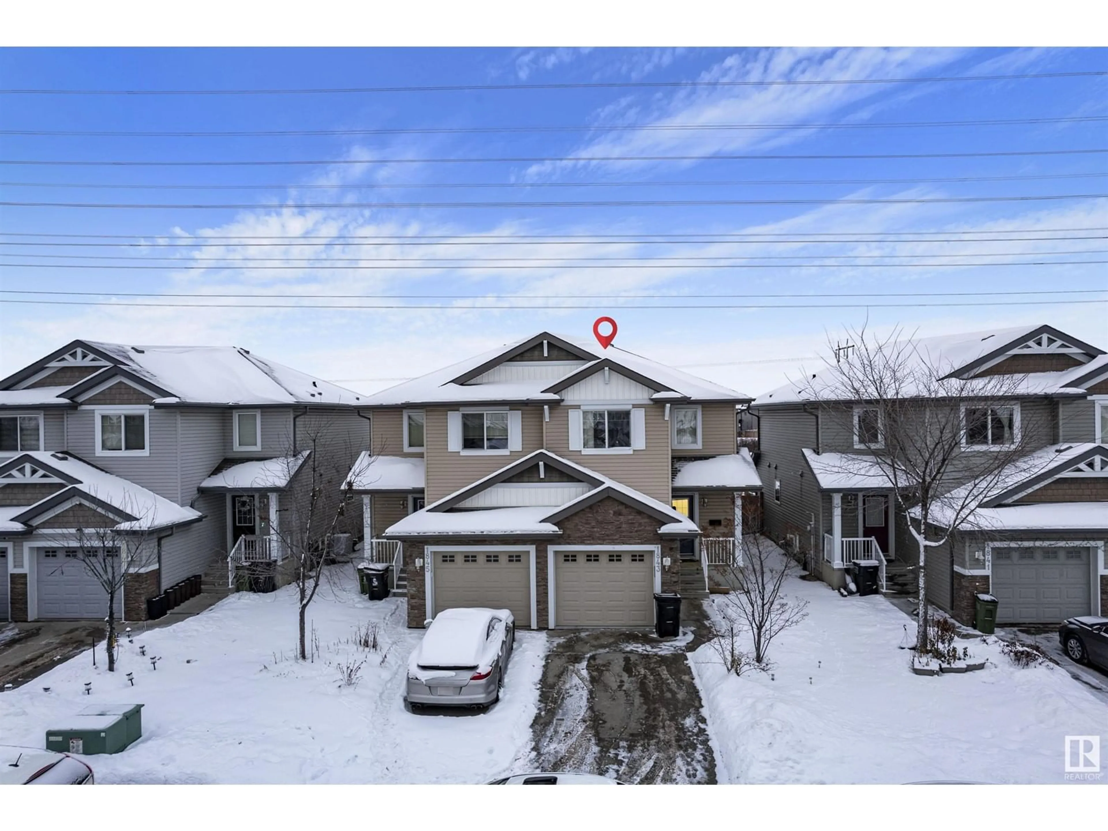 A pic from outside/outdoor area/front of a property/back of a property/a pic from drone, unknown for 1843 28 STREET NW NW, Edmonton Alberta T6T0N5