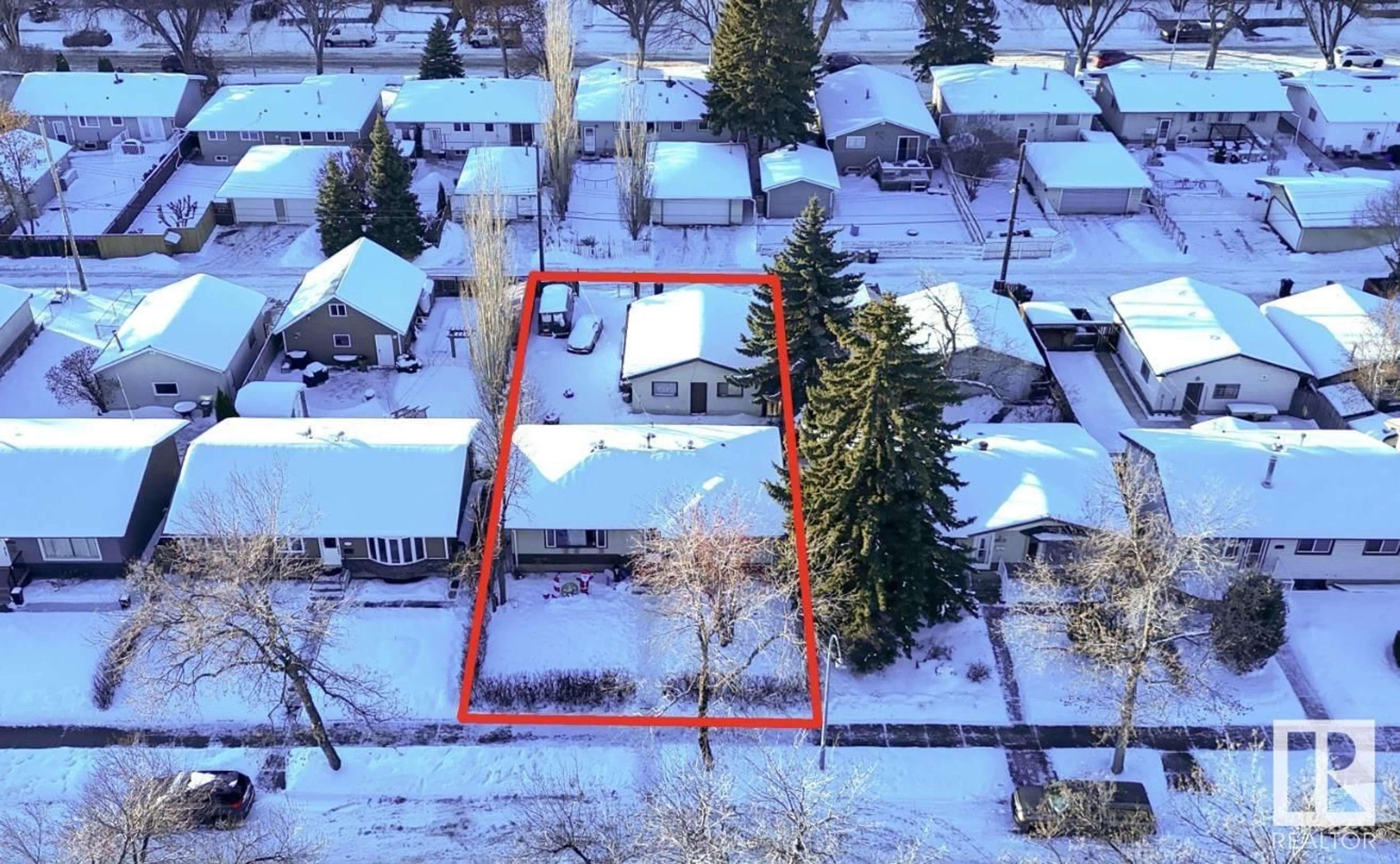 A pic from outside/outdoor area/front of a property/back of a property/a pic from drone, unknown for 11026 150 Street NW, Edmonton Alberta T5P1S1