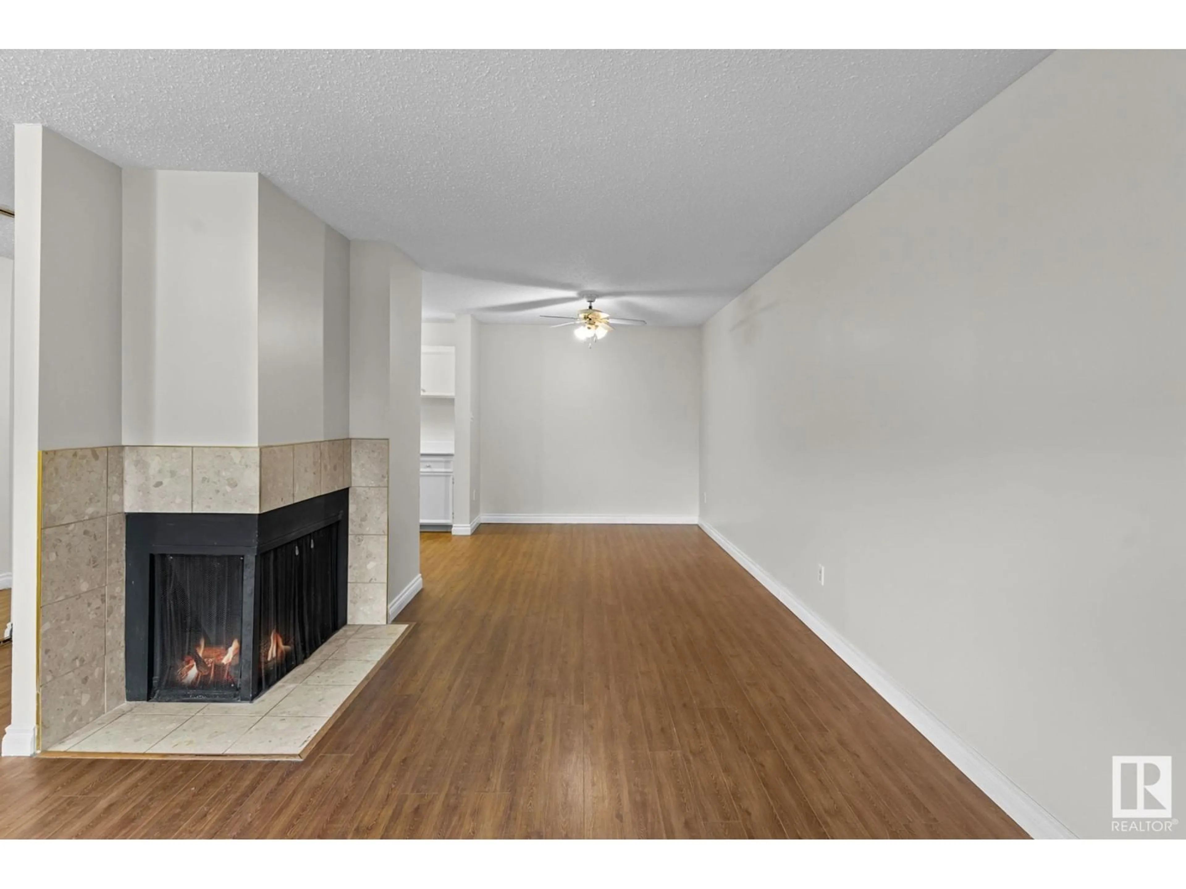 A pic of a room for 5914 172 ST NW, Edmonton Alberta T6M1B4