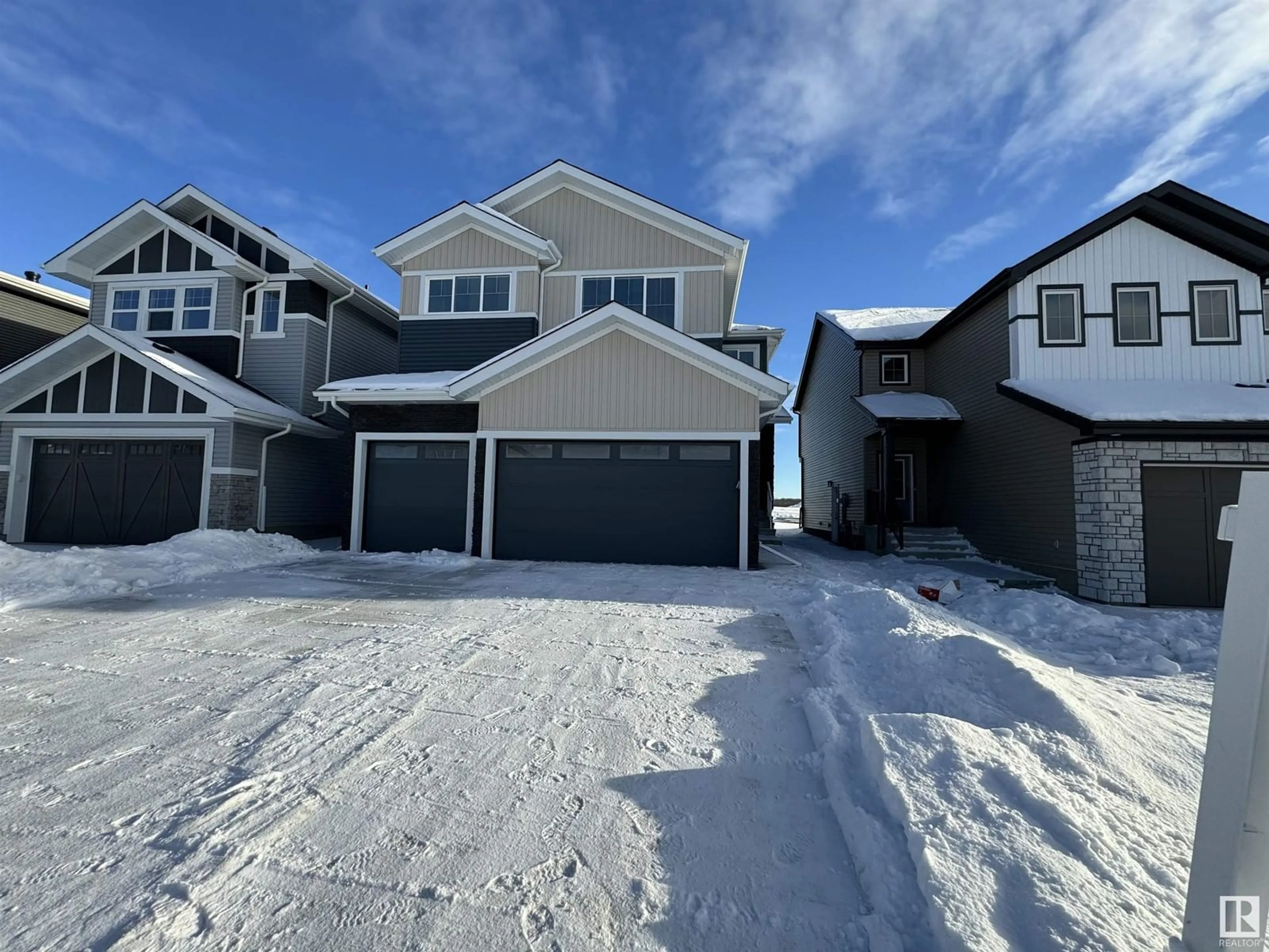 A pic from outside/outdoor area/front of a property/back of a property/a pic from drone, unknown for 17 BAKER ST, Ardrossan Alberta T8E0B6