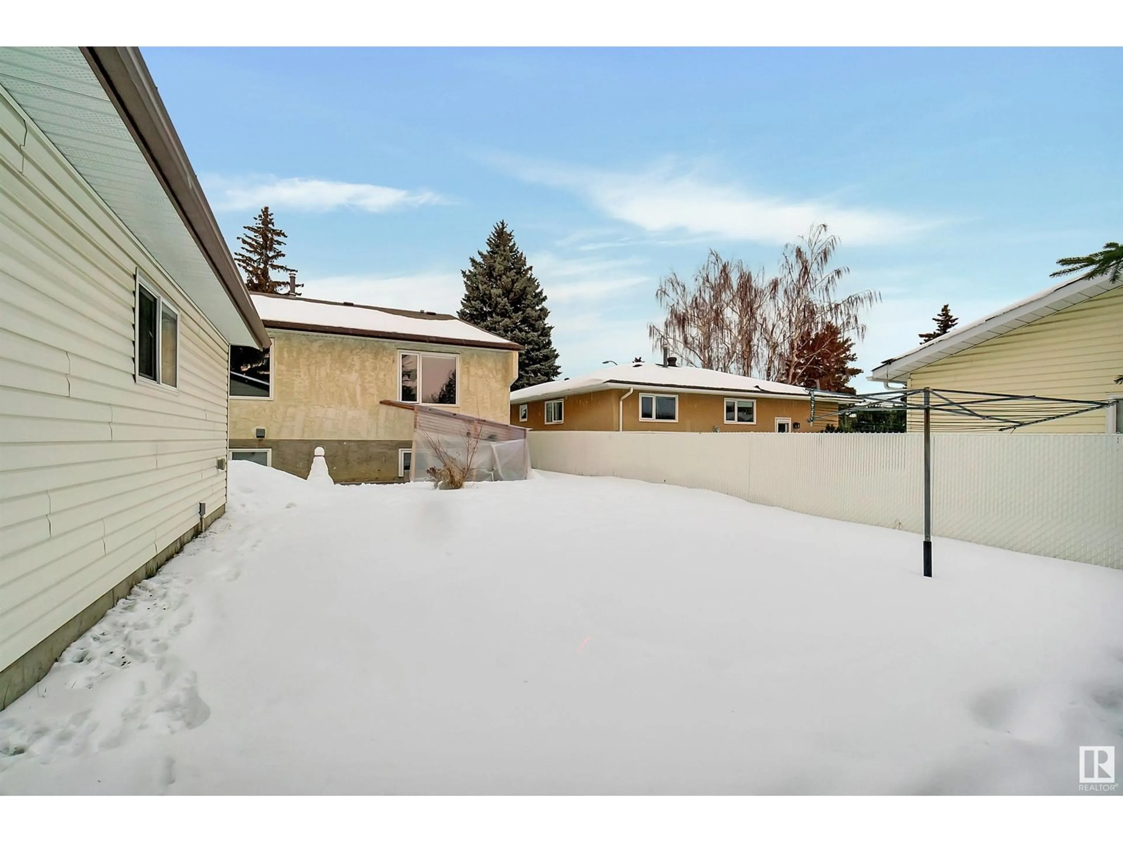 Patio, street for 6807 12 AV NW, Edmonton Alberta T6K3J6