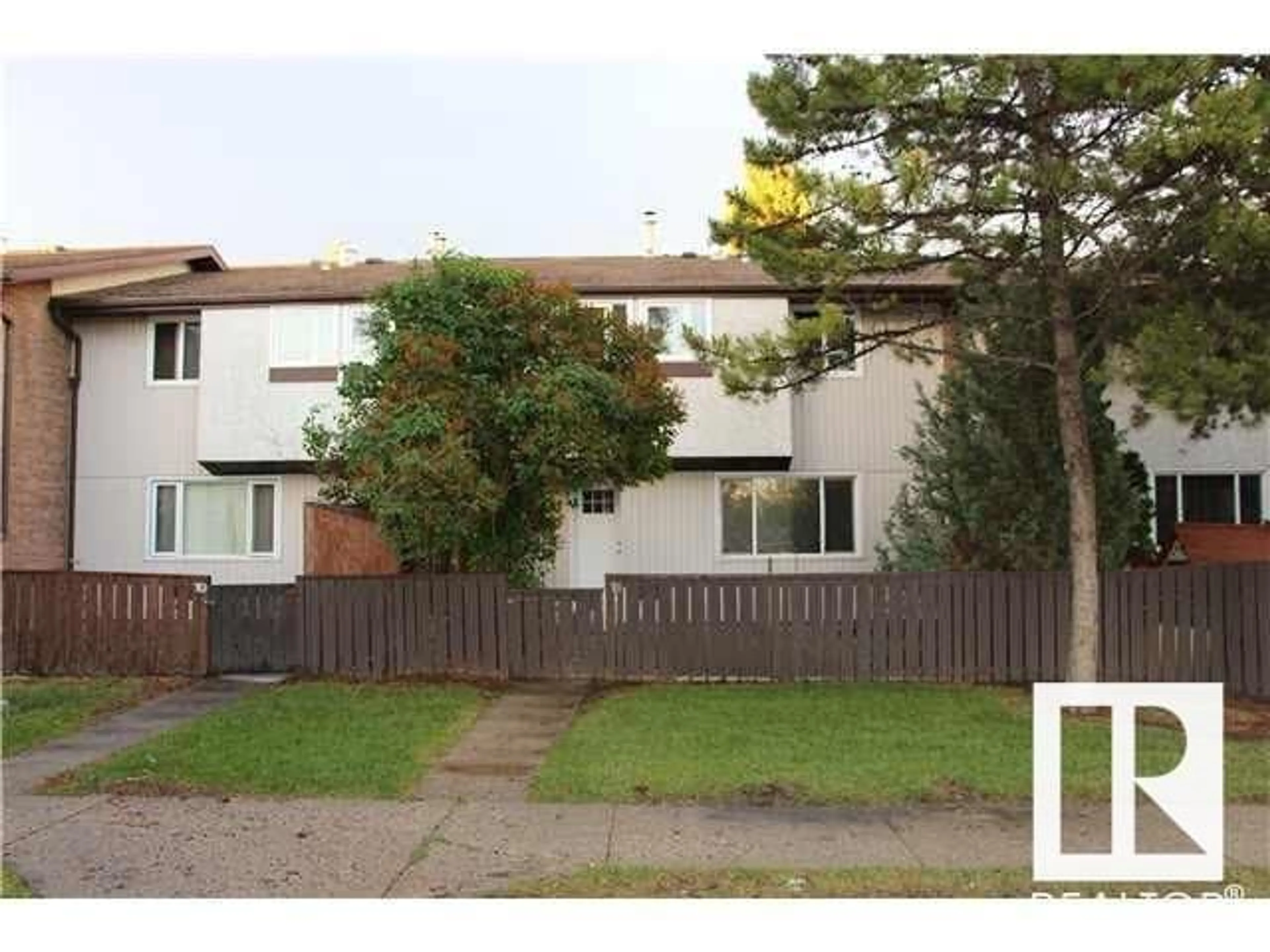 A pic from outside/outdoor area/front of a property/back of a property/a pic from drone, street for #11 14110 80 ST NW, Edmonton Alberta T5C1L6