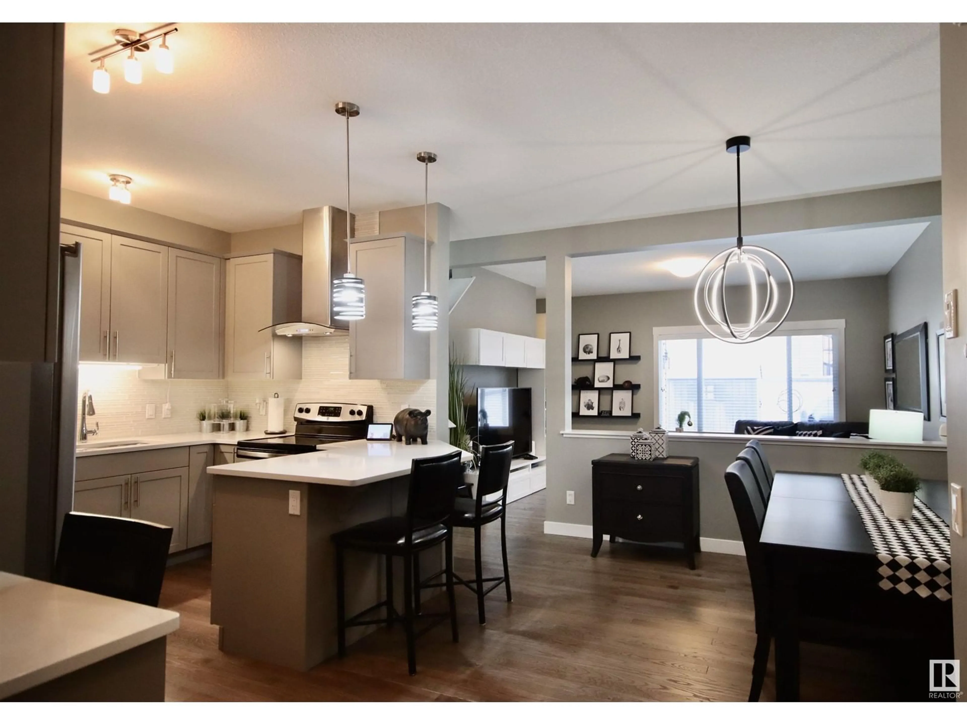 Open concept kitchen, unknown for 20728 99 AV NW, Edmonton Alberta T5T7G3