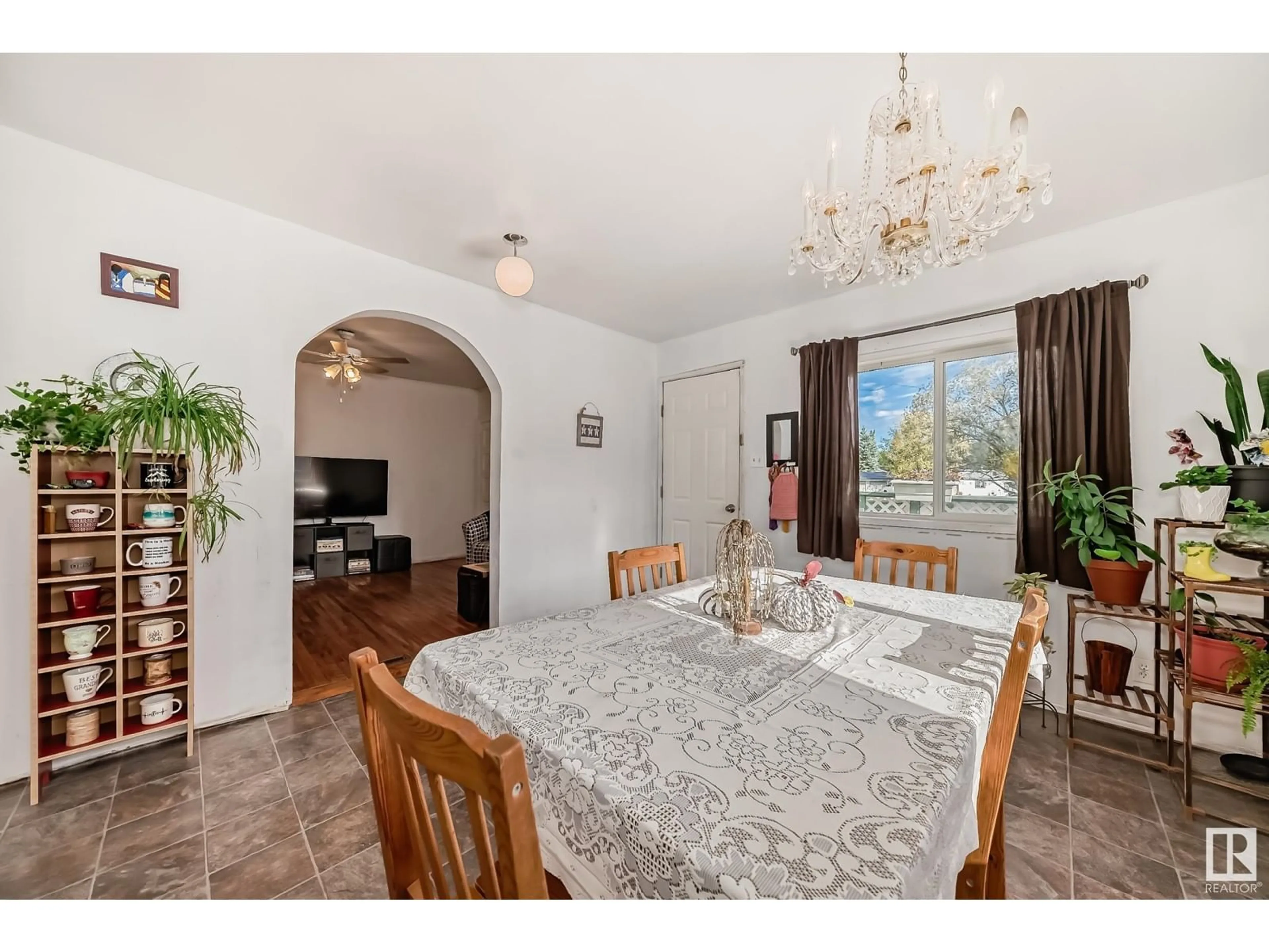 Dining room, unknown for 4528 46B ST SE, Rural Lac Ste. Anne County Alberta T0E0A0