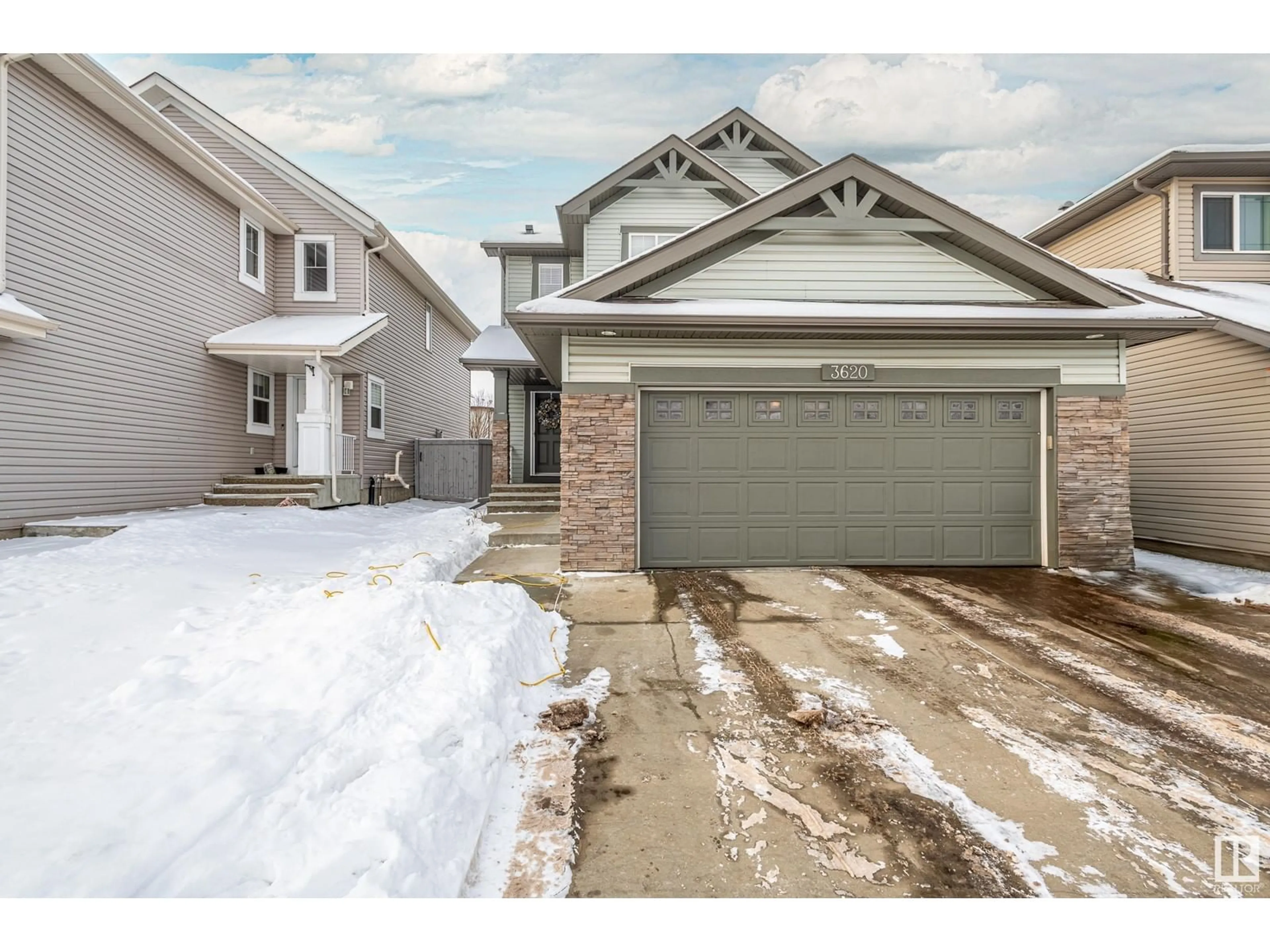 Unknown for 3620 14 ST NW NW, Edmonton Alberta T6T0J2