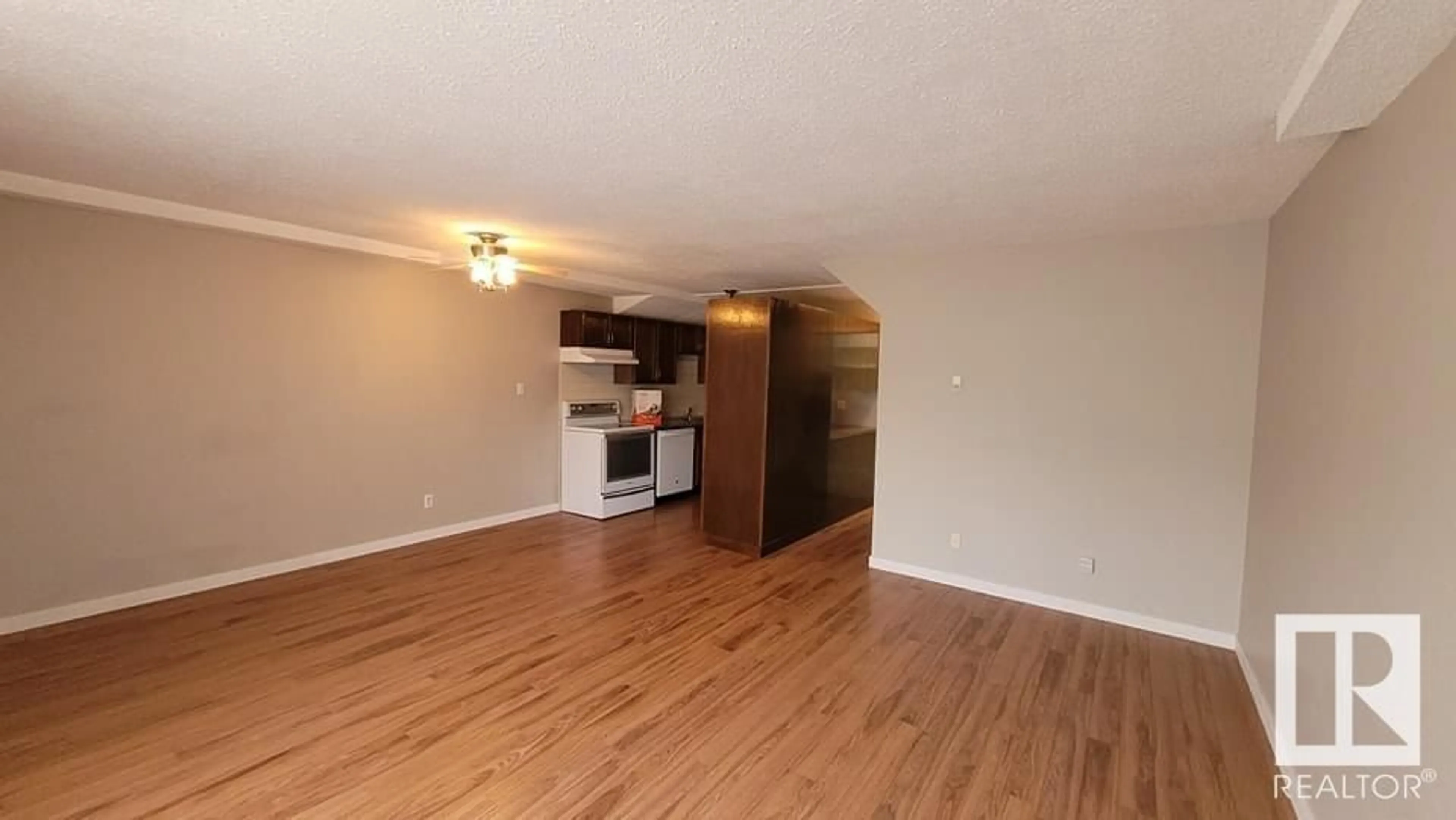 A pic of a room for #49 13590 38 Street NW NW, Edmonton Alberta T5A2W7