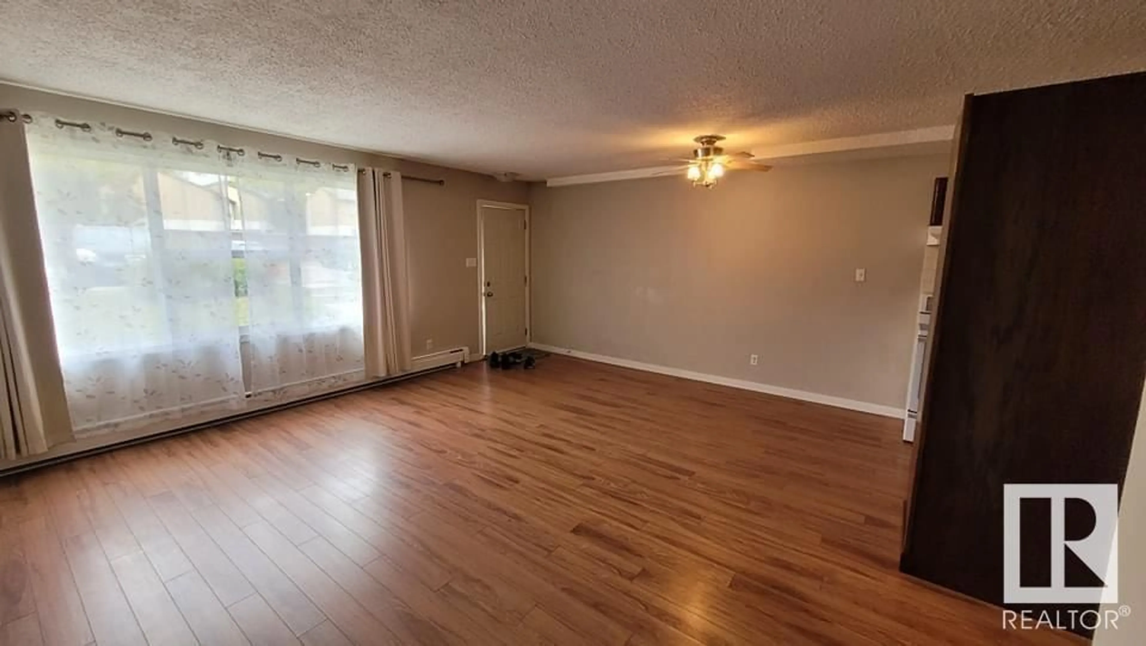 A pic of a room for #49 13590 38 Street NW NW, Edmonton Alberta T5A2W7