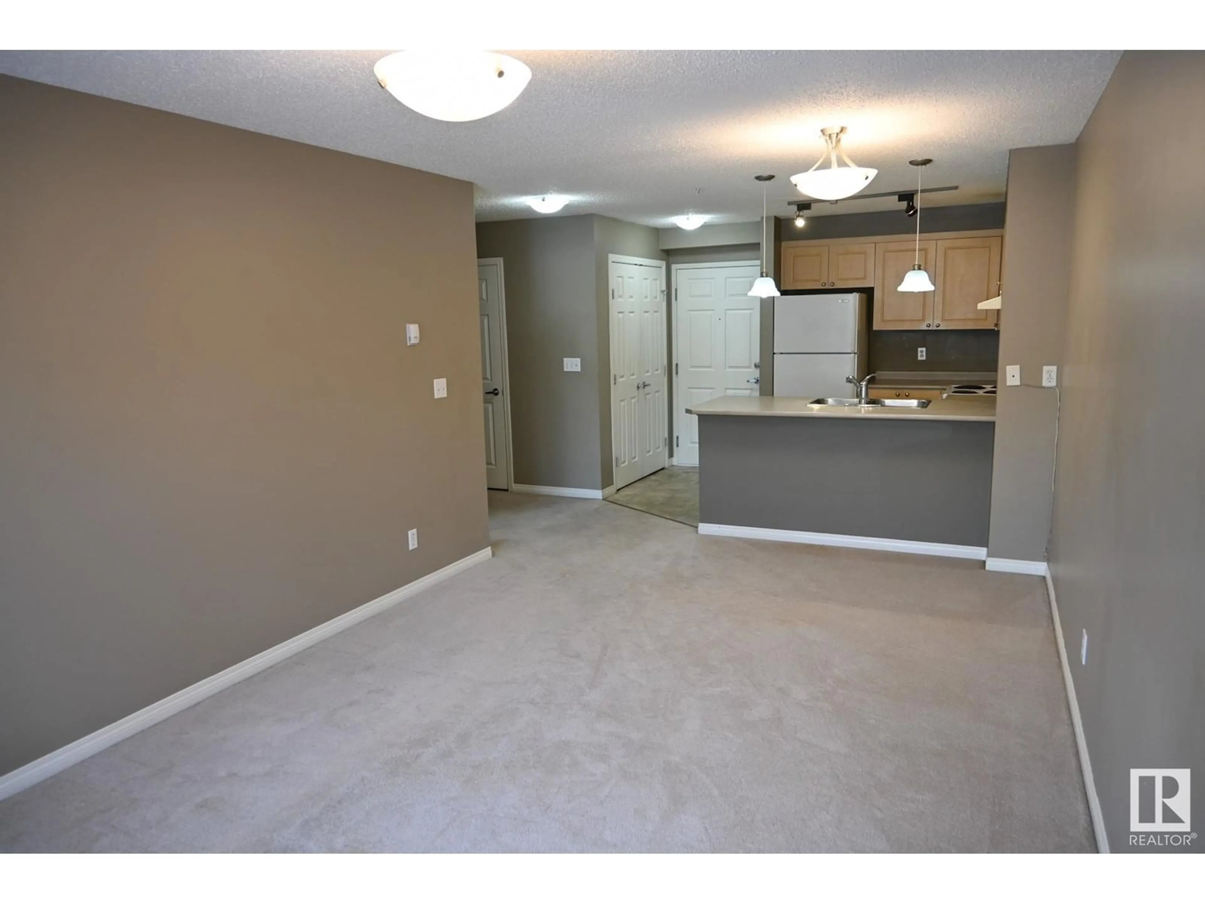 A pic of a room for #211 616 MCALLISTER LO SW, Edmonton Alberta T6W1N1