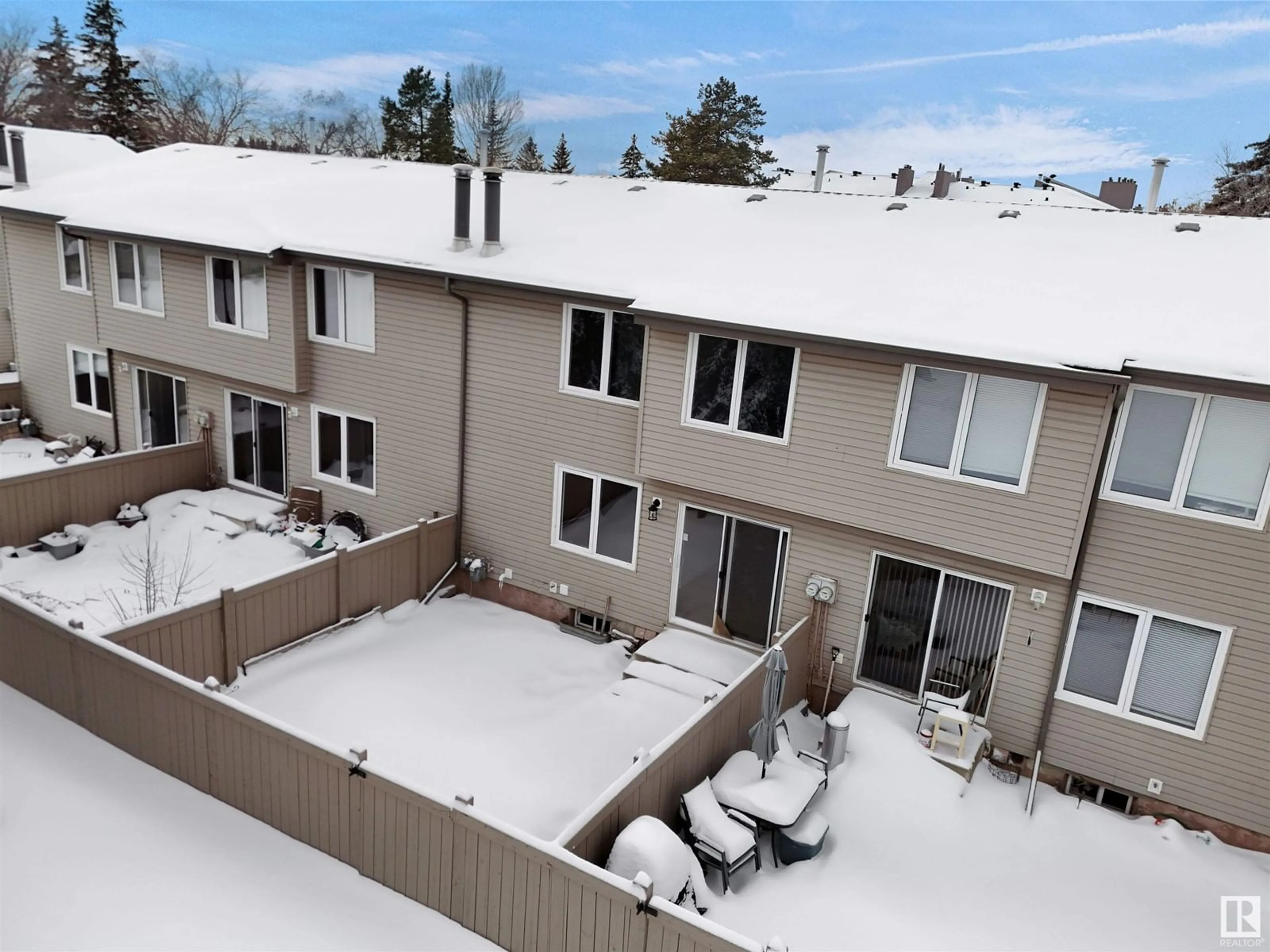 A pic from outside/outdoor area/front of a property/back of a property/a pic from drone, unknown for 26 AKINSDALE GD, St. Albert Alberta T8N3M6