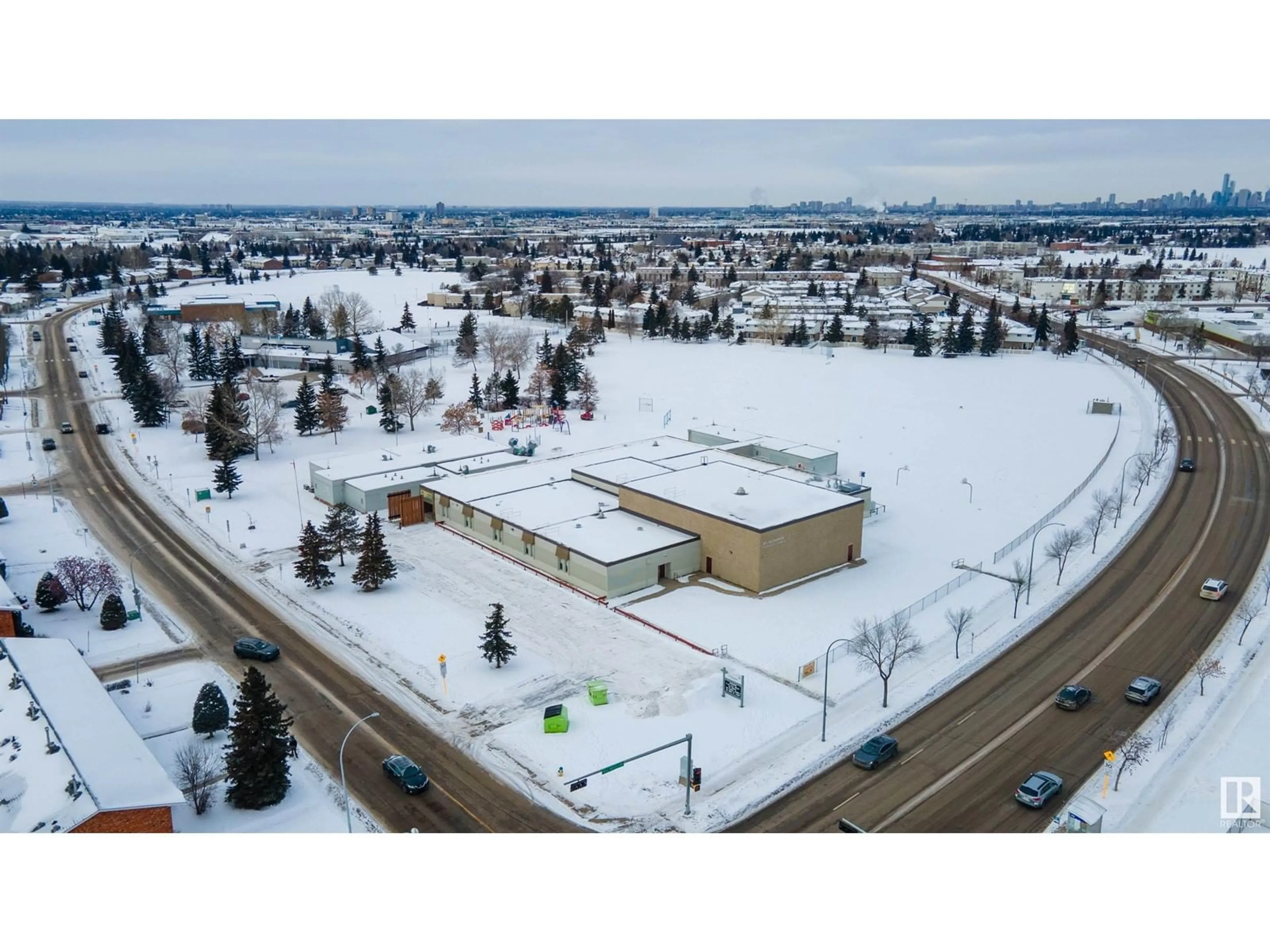 A pic from outside/outdoor area/front of a property/back of a property/a pic from drone, unknown for 108 MILLBOURNE E NW NW, Edmonton Alberta T6K0K9