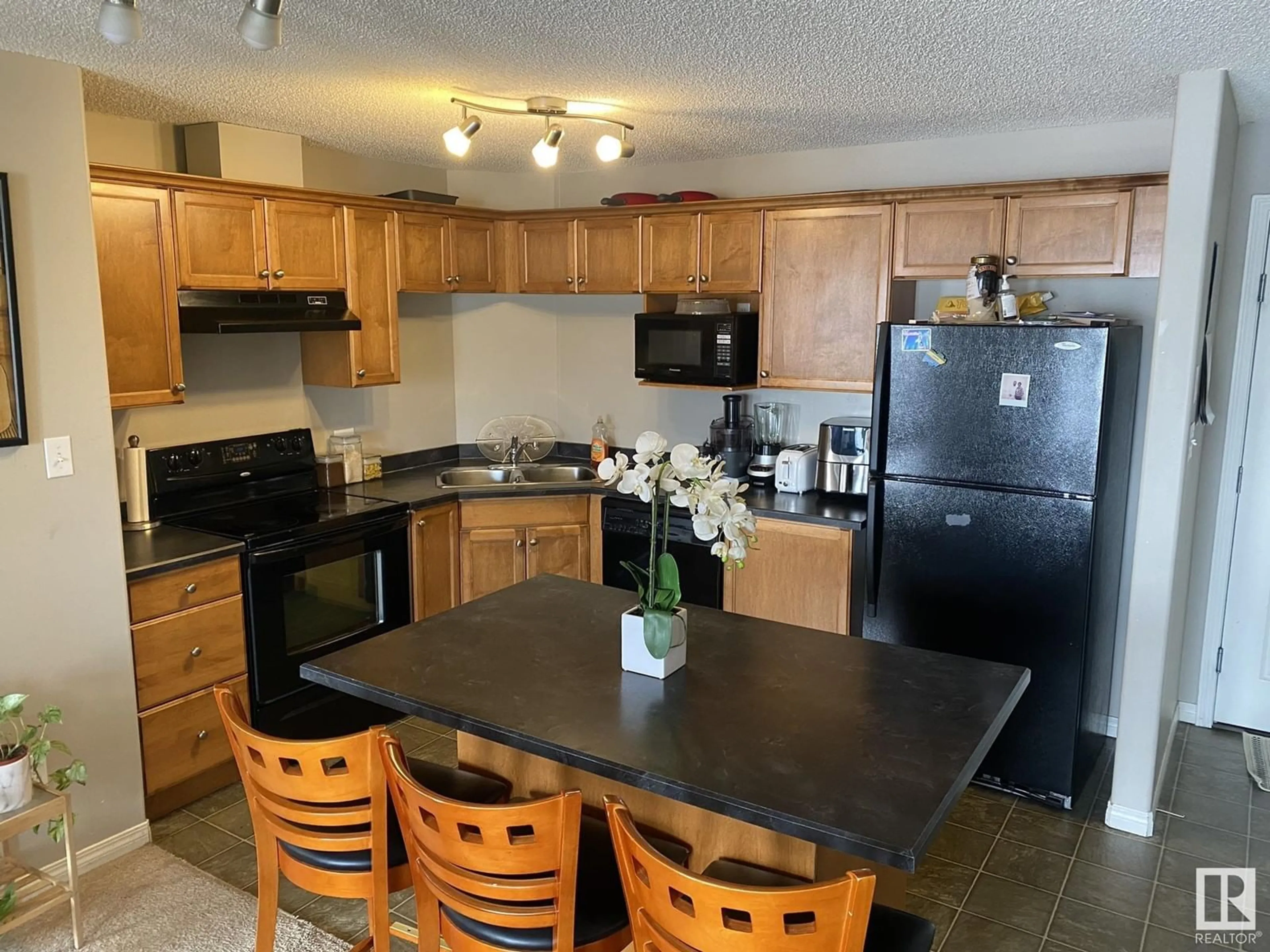 Standard kitchen, unknown for #2210 320 CLAREVIEW STATION DR NW, Edmonton Alberta T5Y0E5