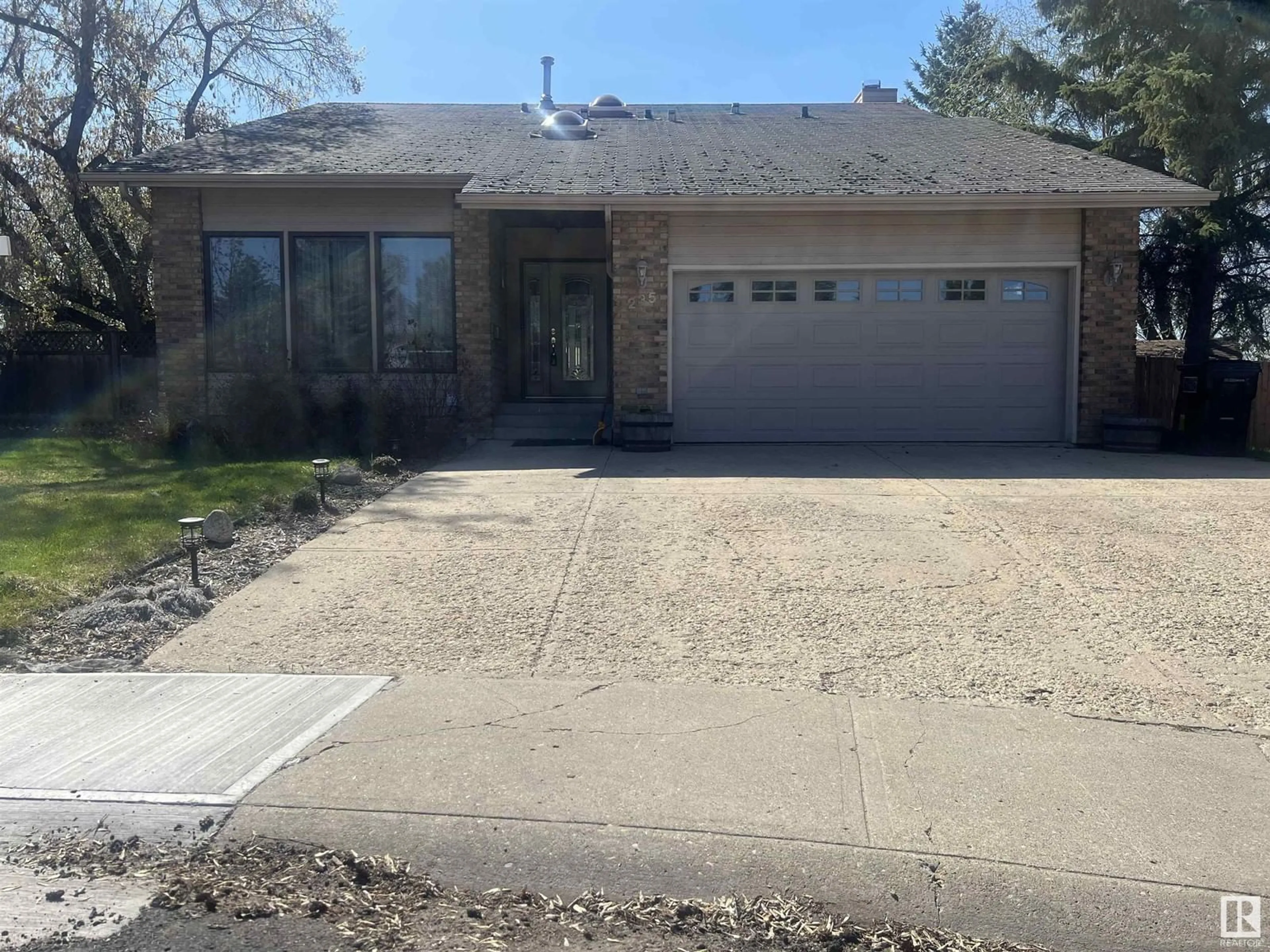 Unknown for 235 GRAND MEADOW CR, Edmonton Alberta T6L1W9