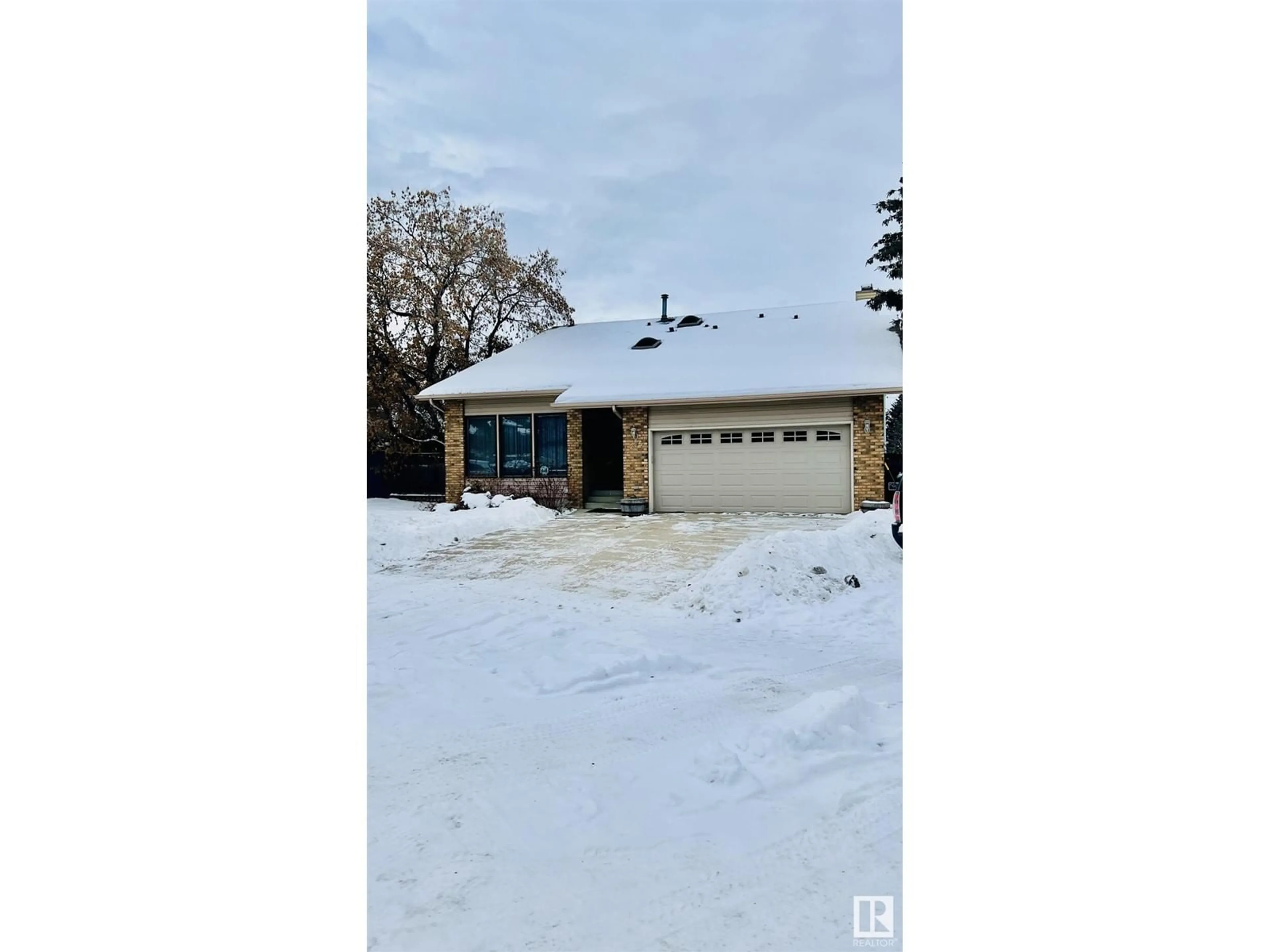 Unknown for 235 GRAND MEADOW CR NW, Edmonton Alberta T6L1W9