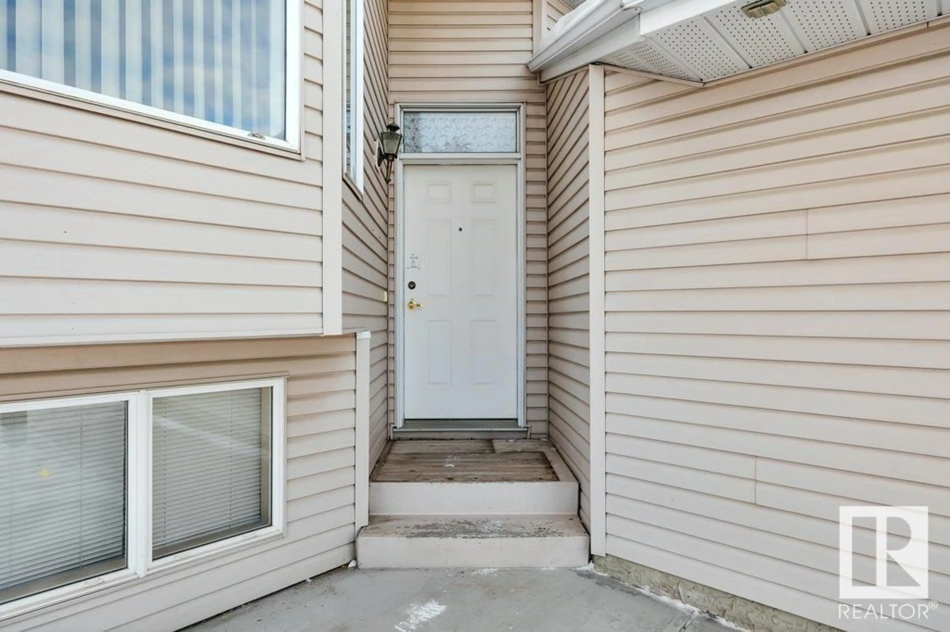 Unknown for 18411 77 AV NW, Edmonton Alberta T5T6A8