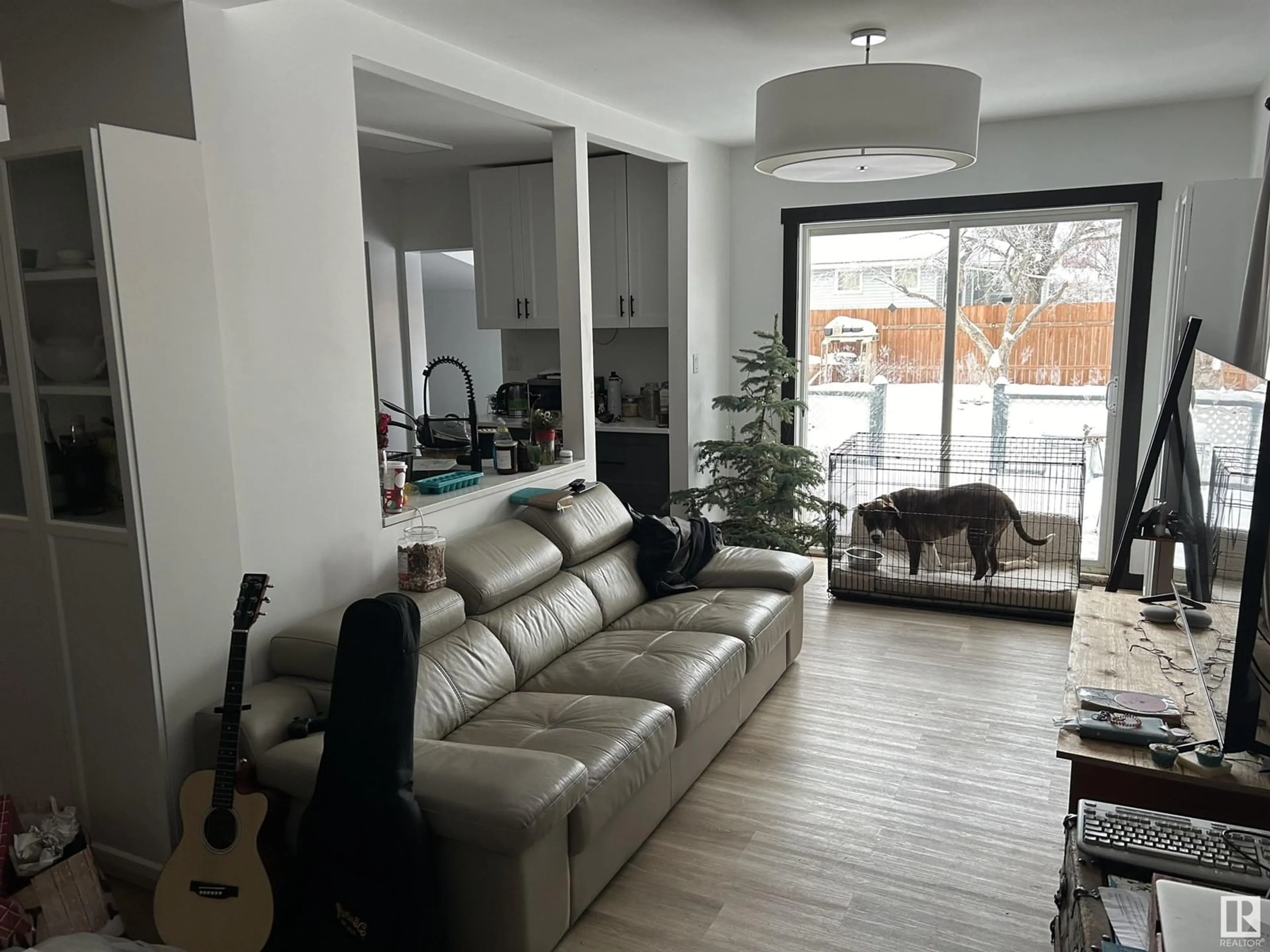 Living room with furniture, unknown for 5602-50 ave, Camrose Alberta T4V0T7