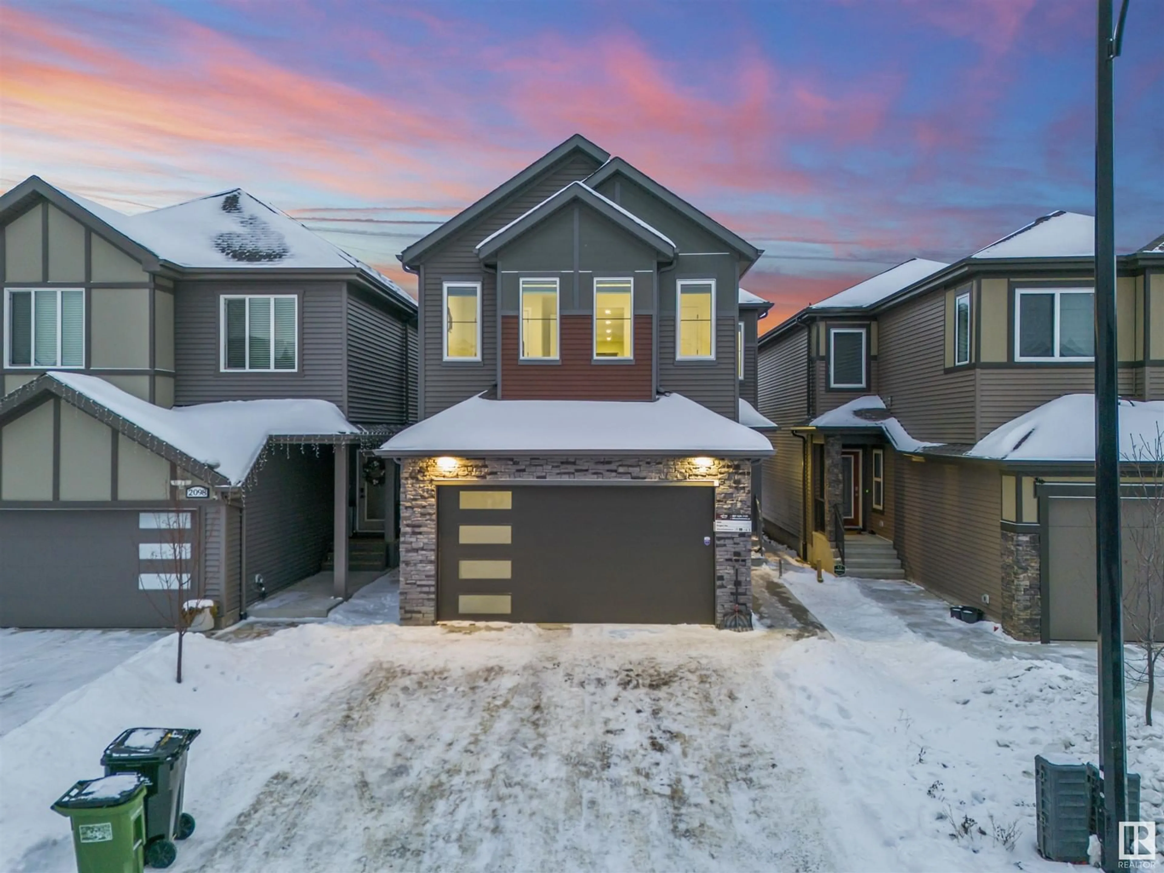 A pic from outside/outdoor area/front of a property/back of a property/a pic from drone, street for 2096 GRAYDON HILL CR SW, Edmonton Alberta T6W4K6