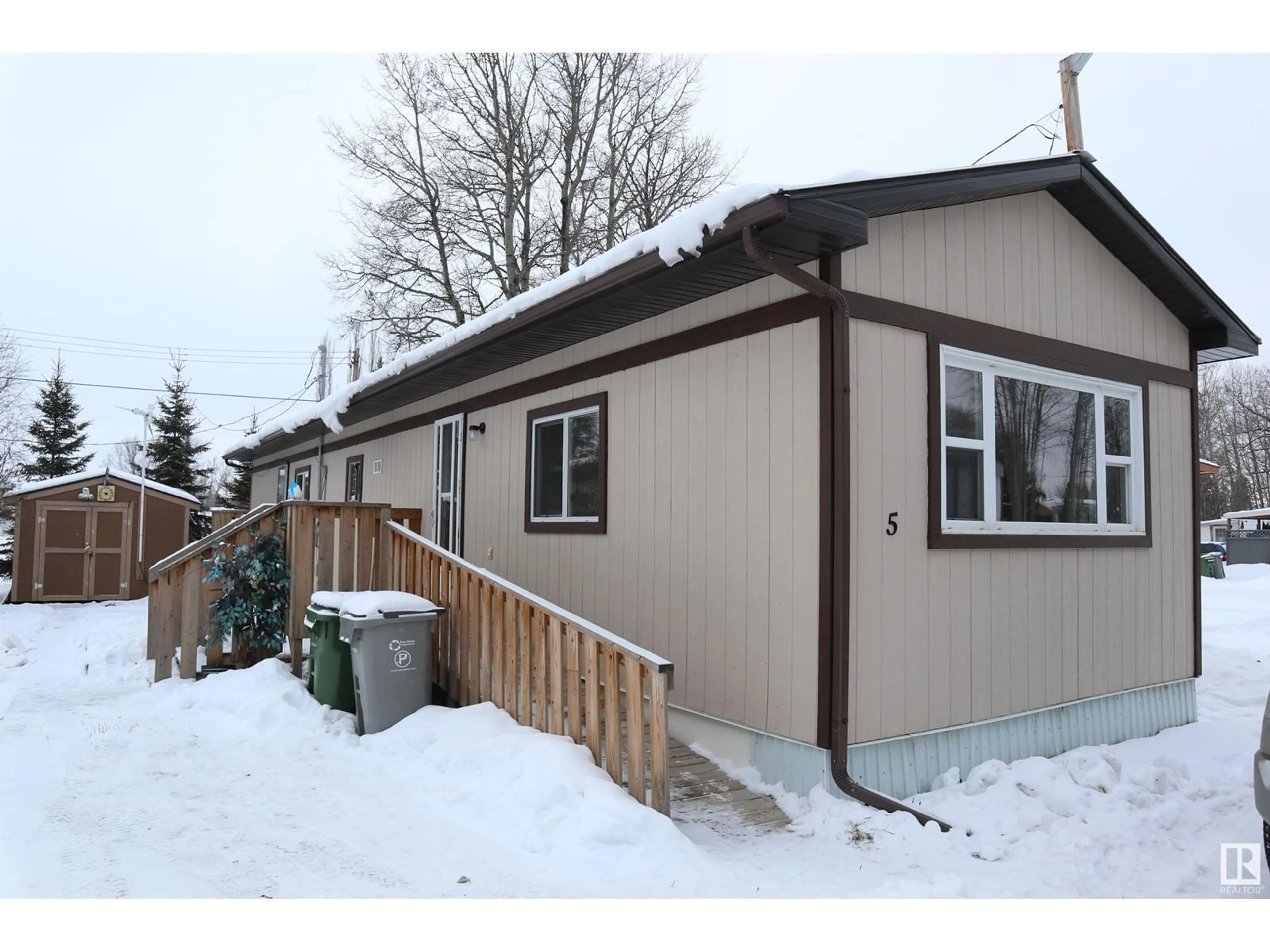 Shed for #5 4716-53 AVE, Breton Alberta T0C0P0