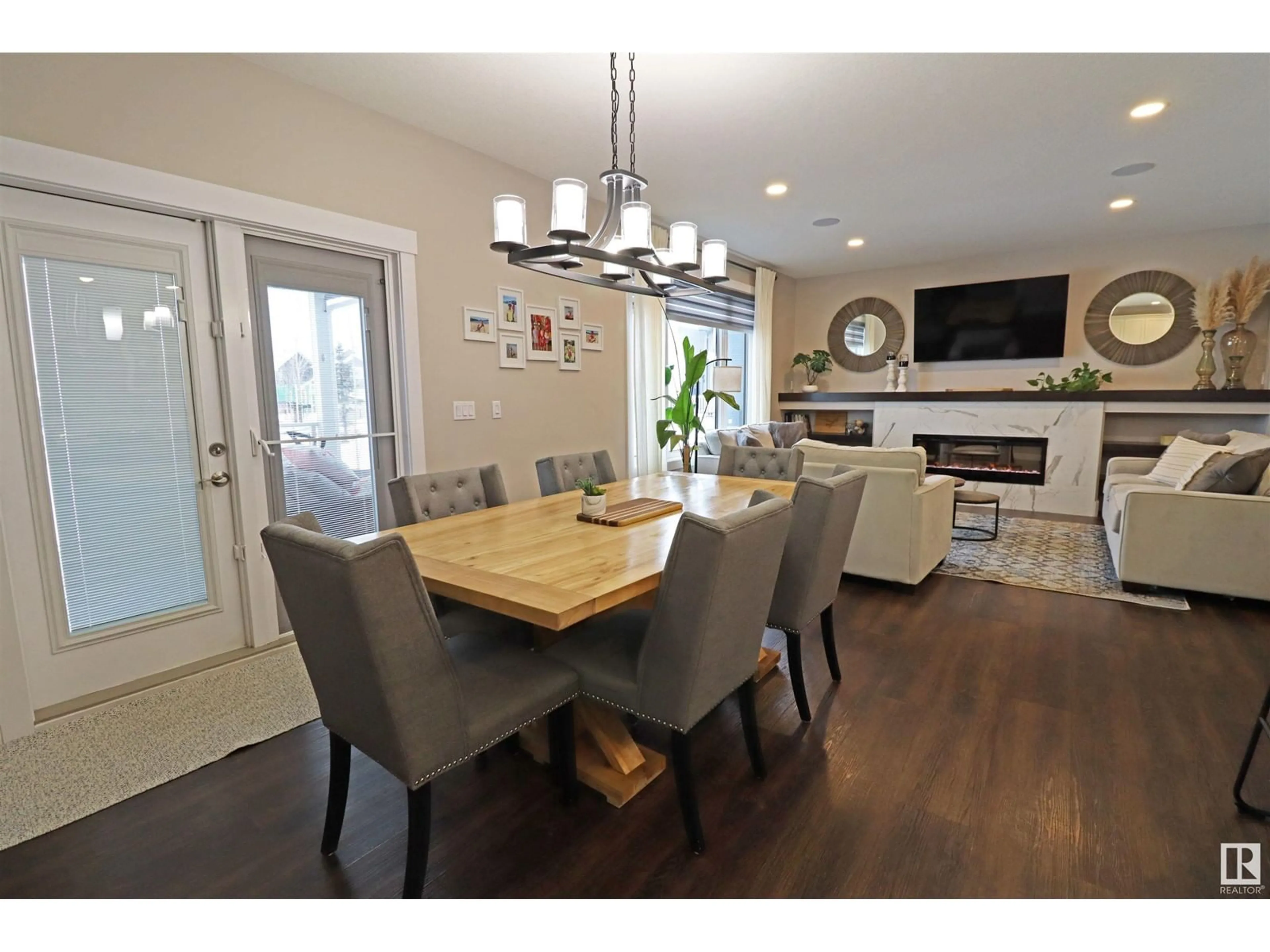 Dining room, wood/laminate floor for 1160 Genesis Lake BV, Stony Plain Alberta T7Z0K5