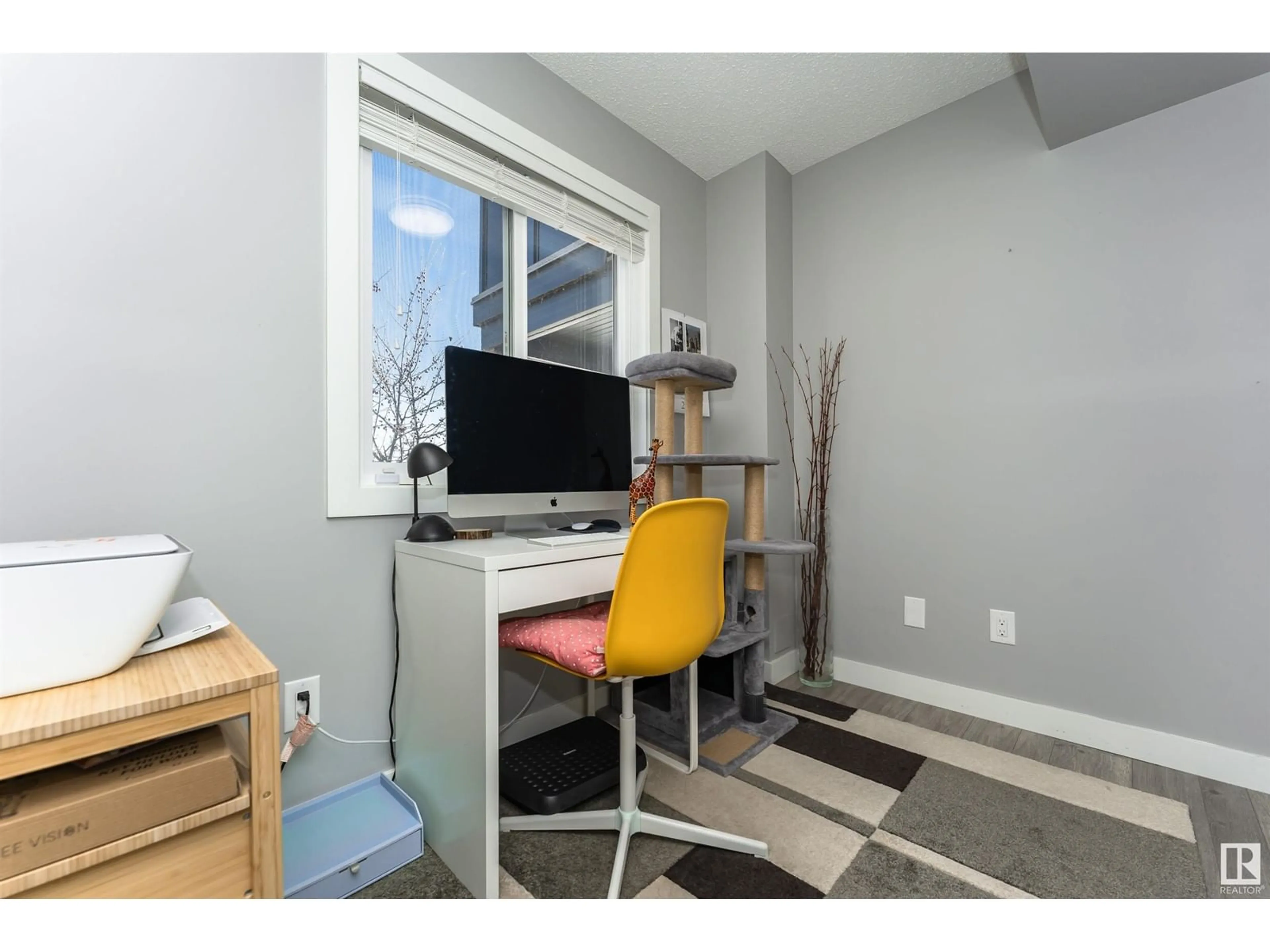 A pic of a room for #122 16903 68 ST NW, Edmonton Alberta T5Z0R1