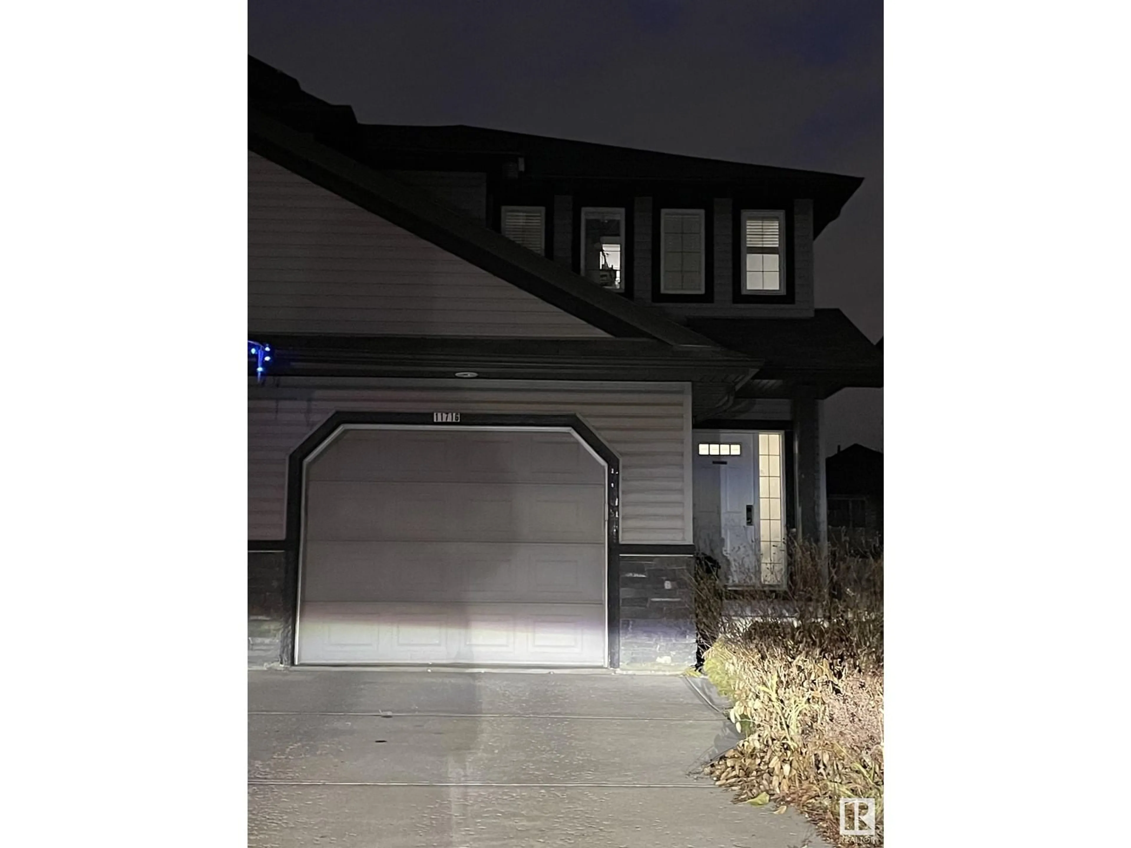 Unknown for 11716 17 AV SW SW, Edmonton Alberta T6W1Y2