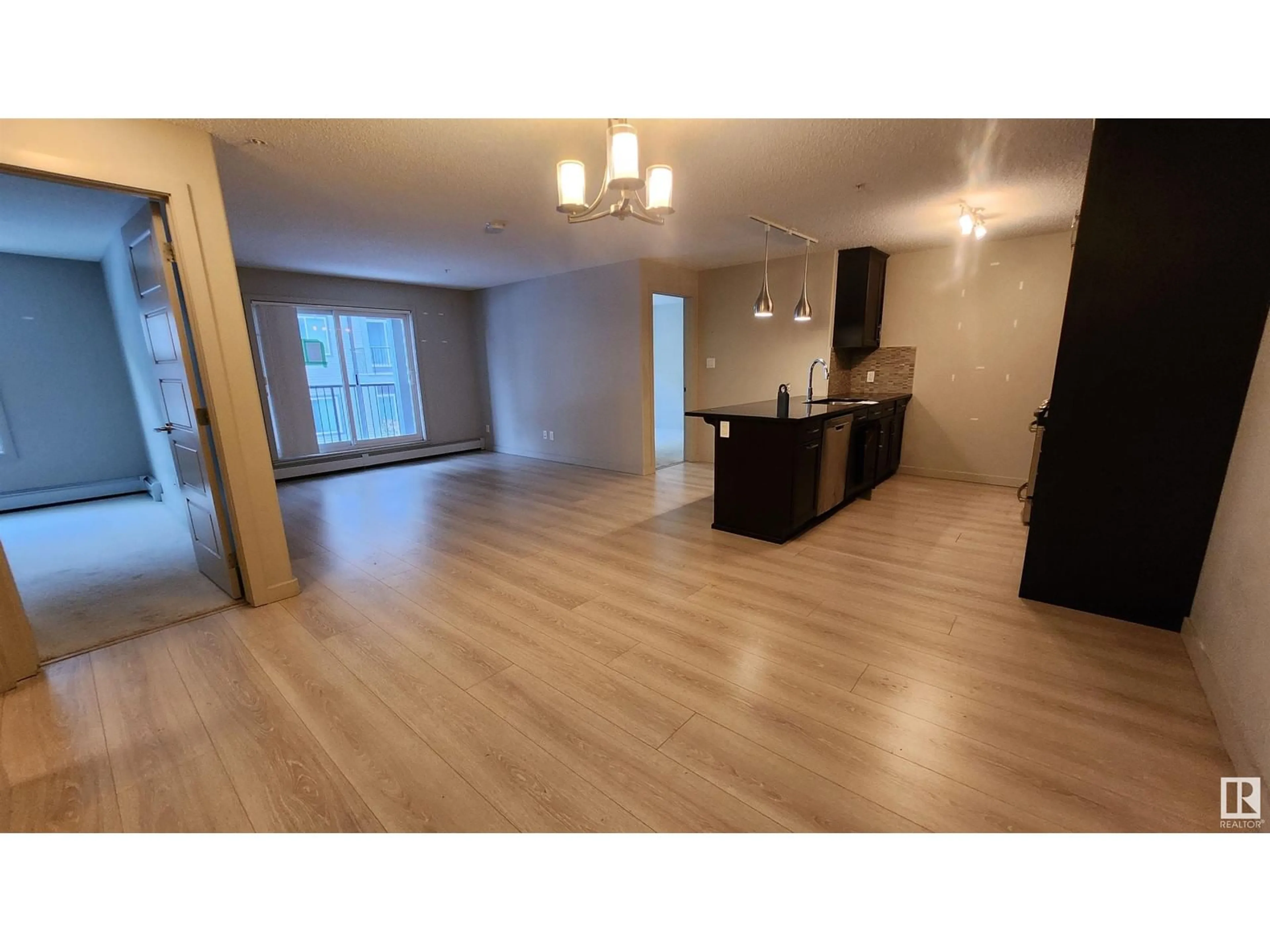 A pic of a room for #207 5510 SCHONSEE DR NW, Edmonton Alberta T5Z0N9