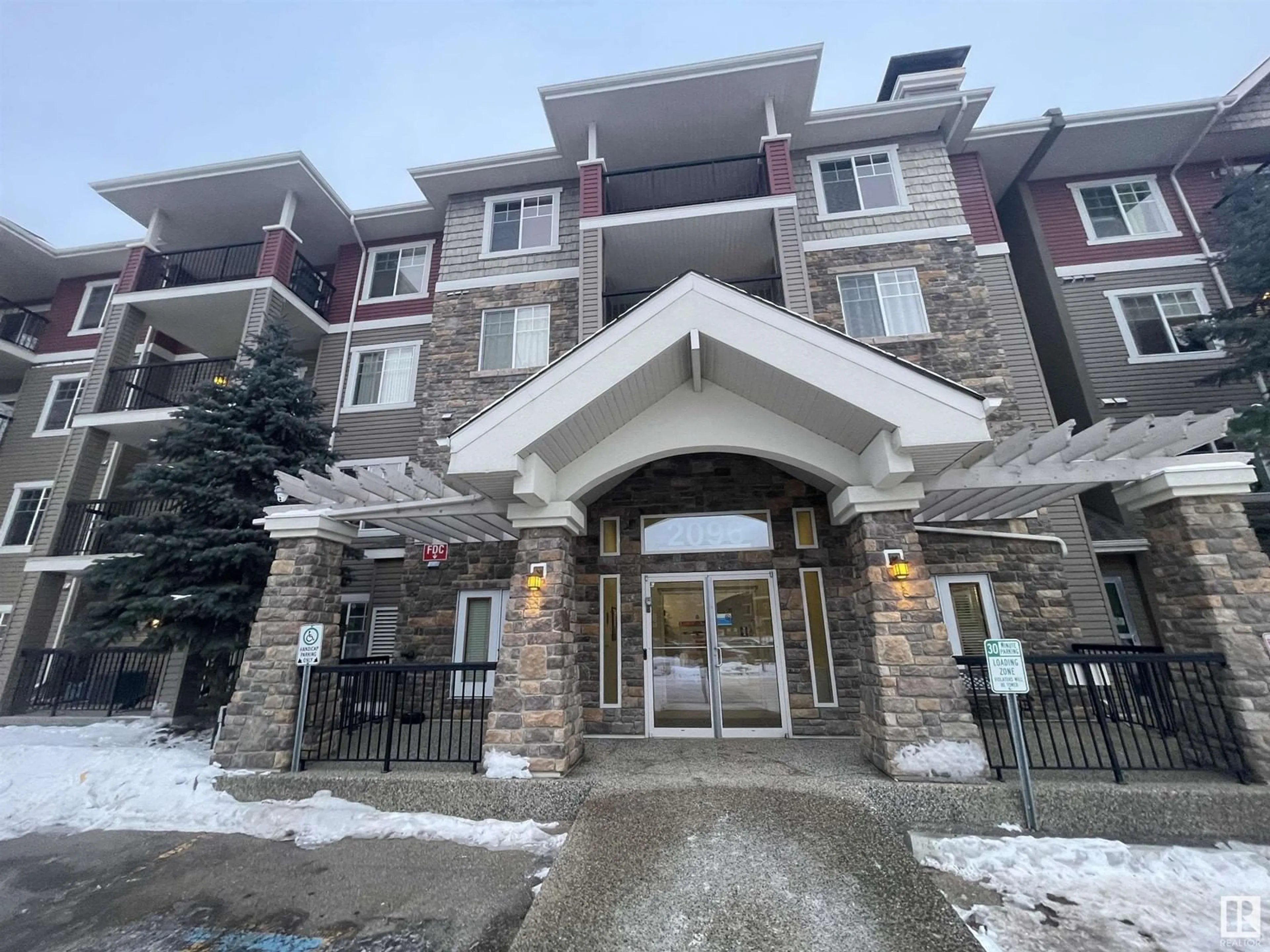 Indoor foyer for #451 2096 BLACKMUD CREEK DR SW, Edmonton Alberta T6W0G1