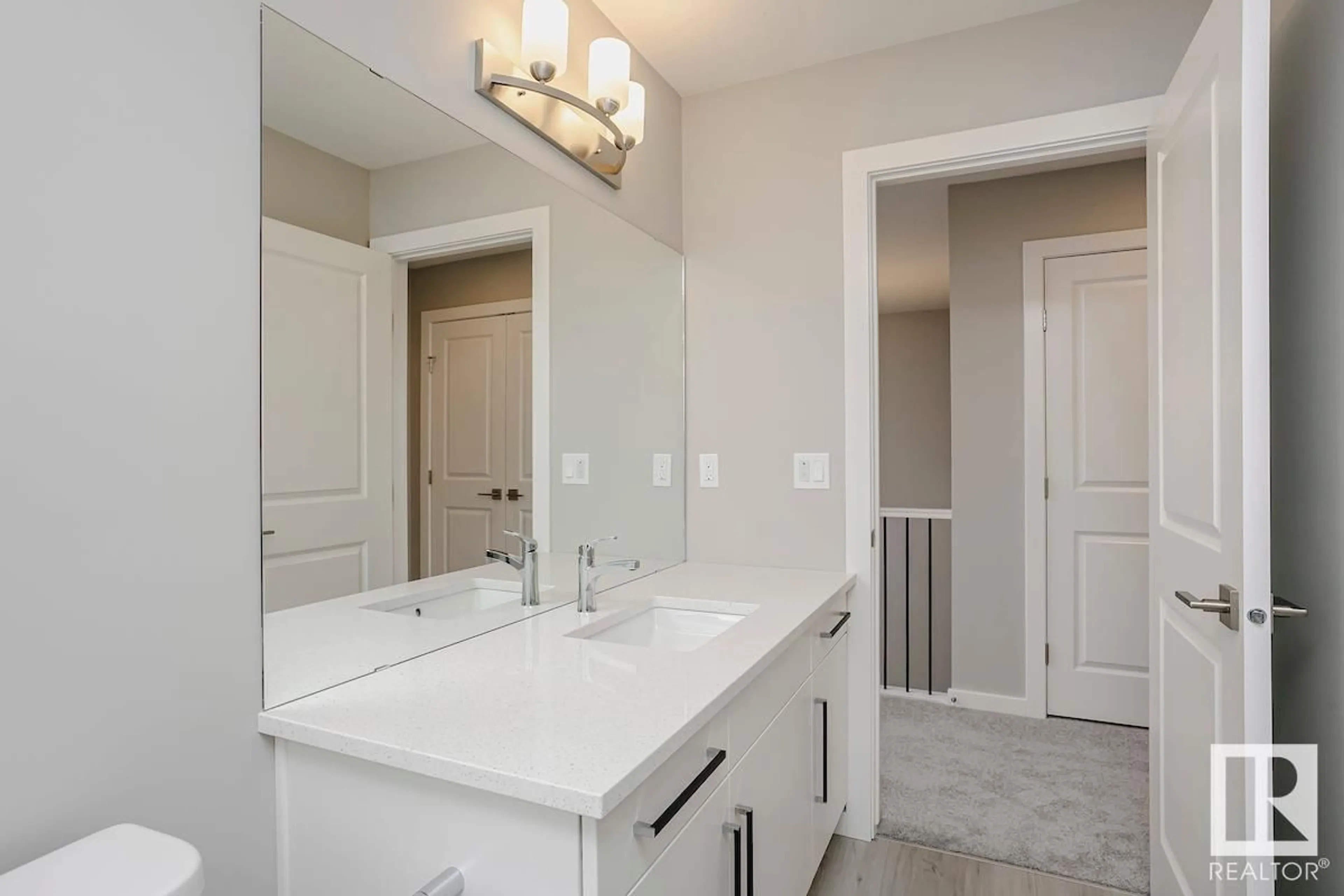 Standard bathroom, ceramic/tile floor for 17 Gambel LO, Spruce Grove Alberta T7X0Y5