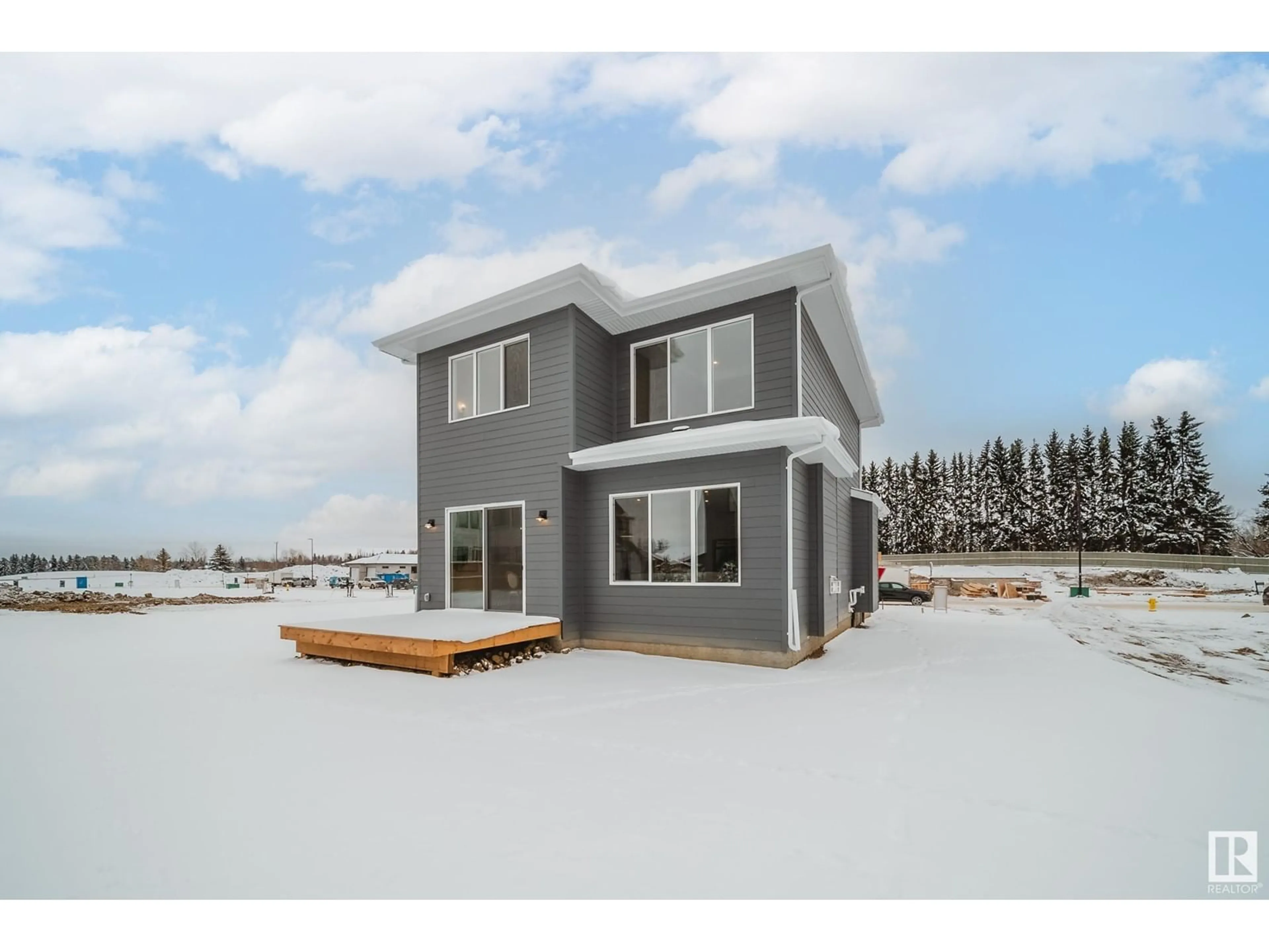 Home with vinyl exterior material, building for 48 Newbury CI, Sherwood Park Alberta T8B0C4