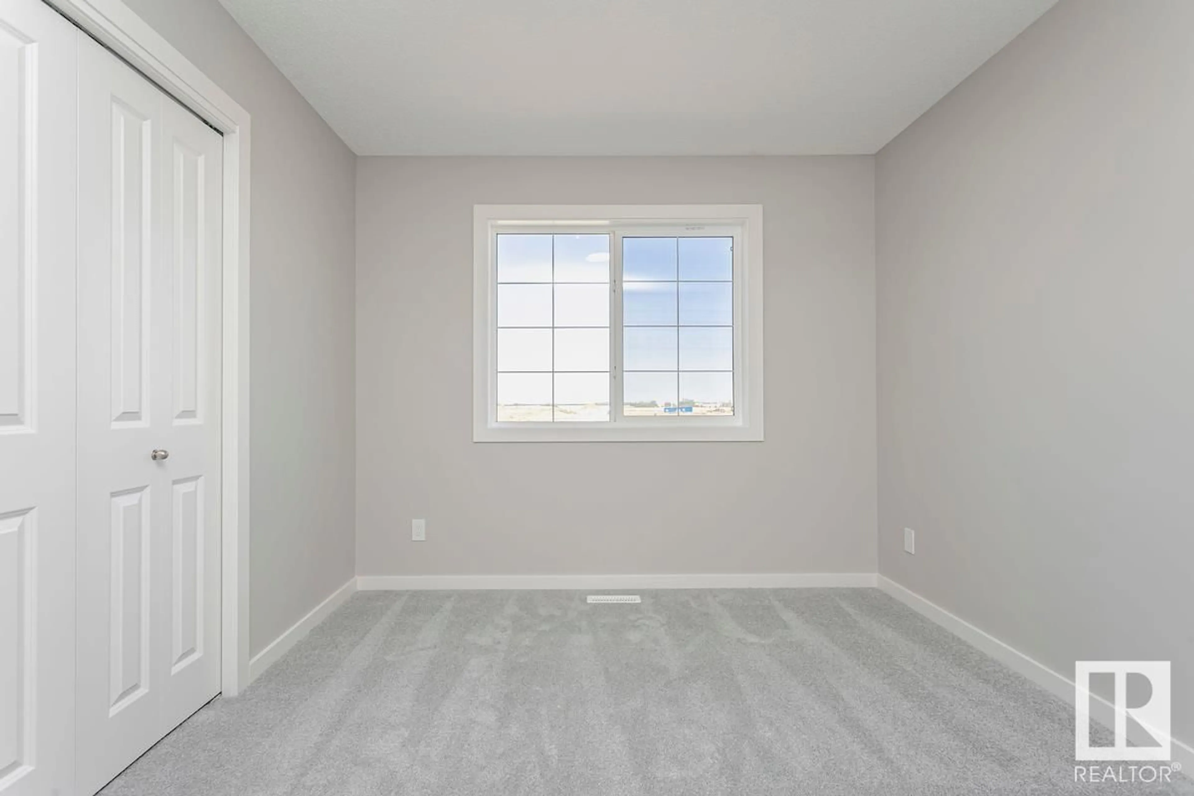 A pic of a room for 653 KINGLET BV NW, Edmonton Alberta T5S2B9