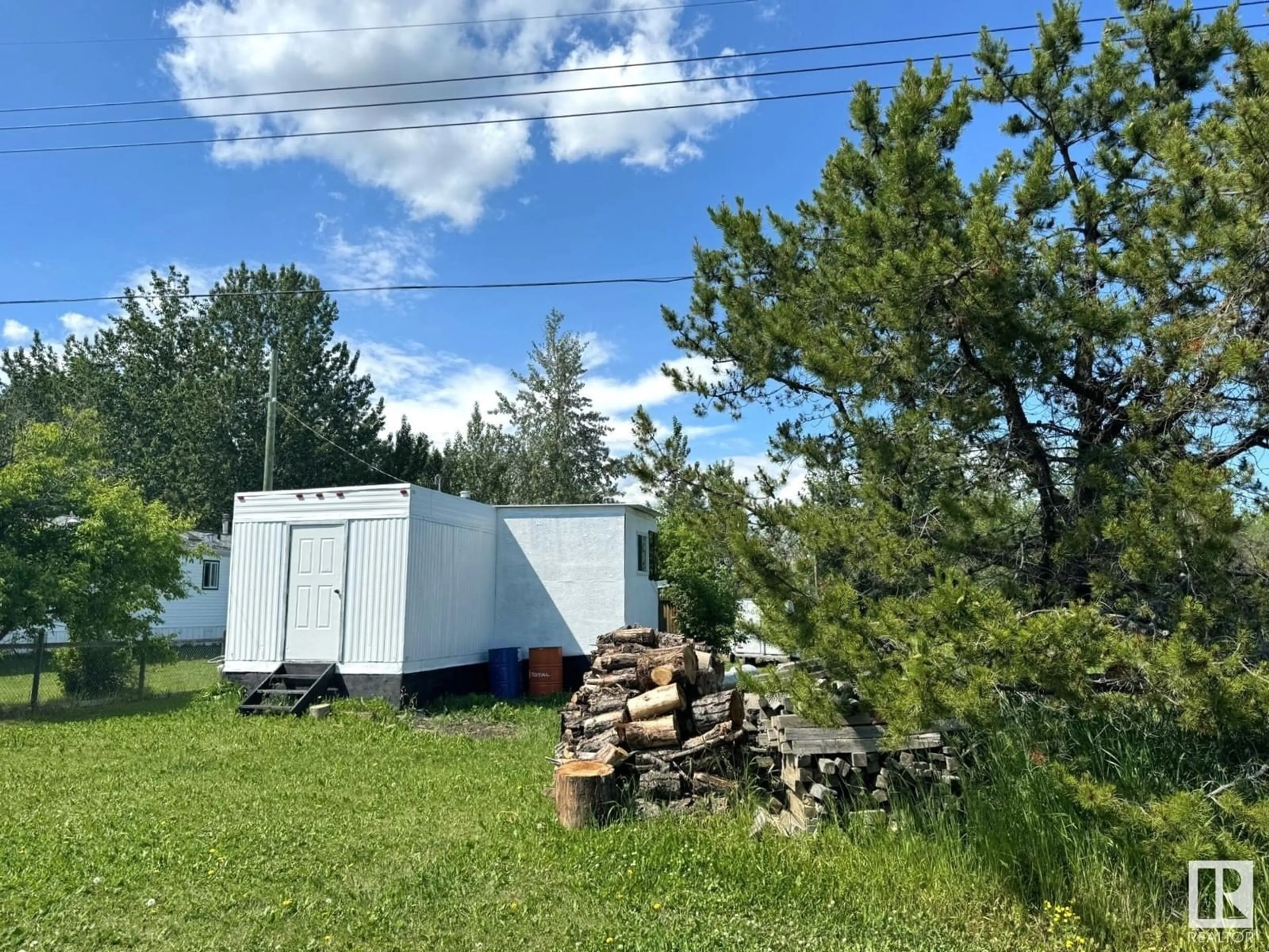 Shed for 5011 54 AV, Wildwood Alberta T0E2M0