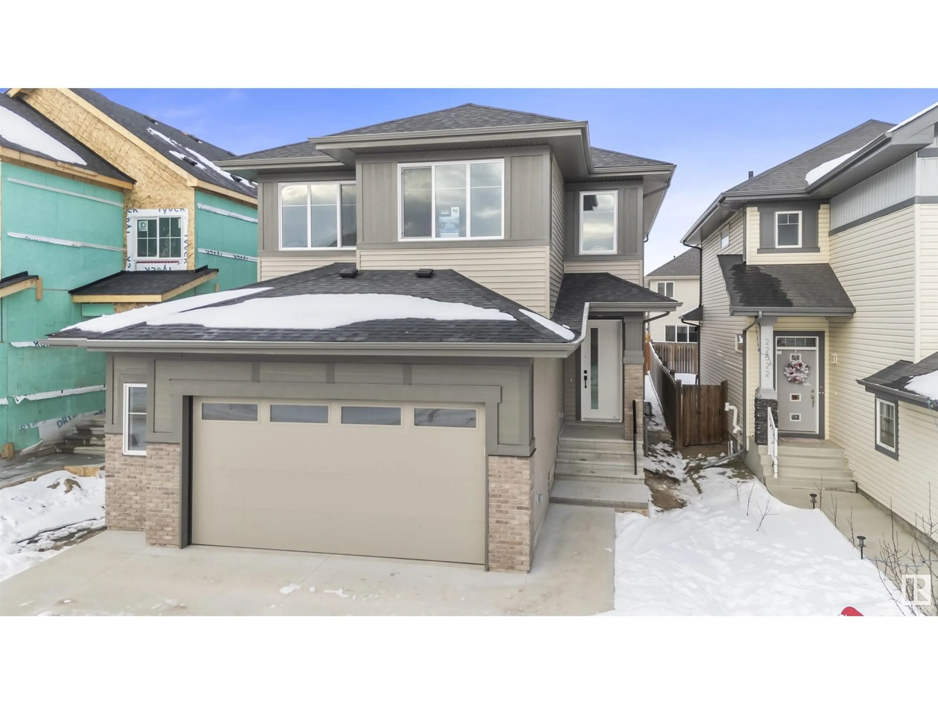 Home with vinyl exterior material, street for 22526 98A AV NW, Edmonton Alberta T5T7R7