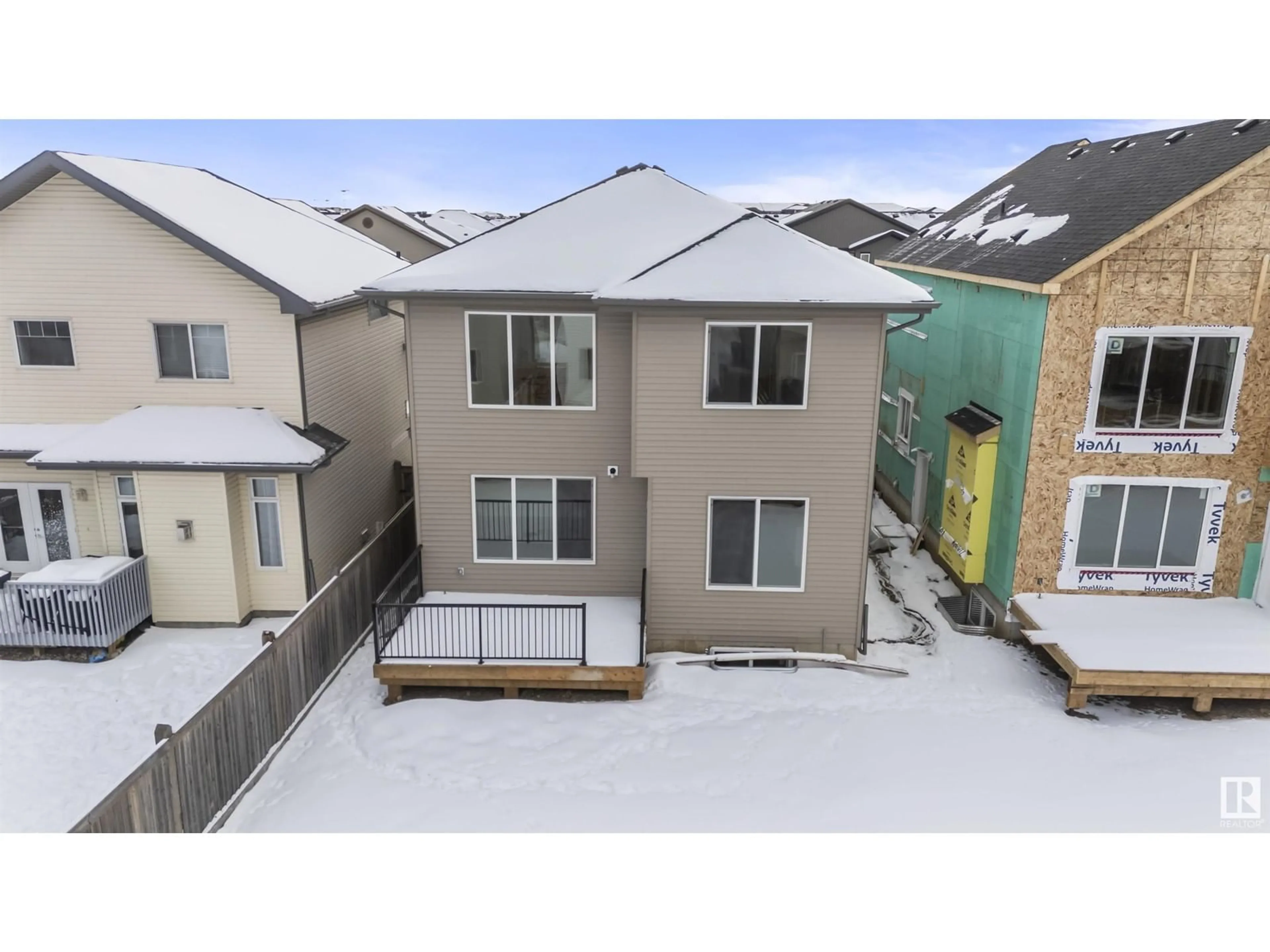 A pic from outside/outdoor area/front of a property/back of a property/a pic from drone, mountain view for 22526 98A AV NW, Edmonton Alberta T5T7R7