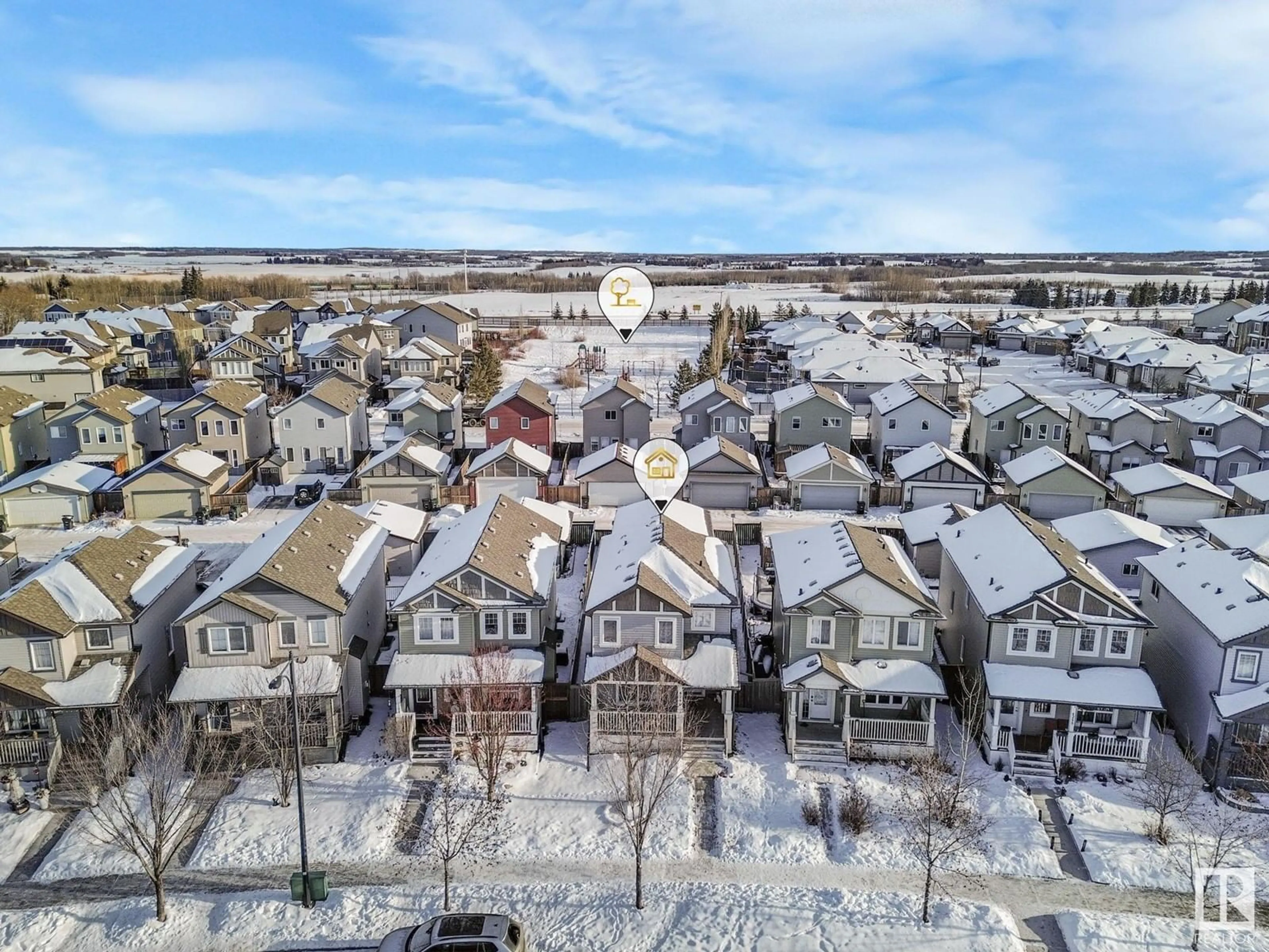 A pic from outside/outdoor area/front of a property/back of a property/a pic from drone, city buildings view from balcony for 4240 SUMMERLAND DR, Sherwood Park Alberta T8H0K3