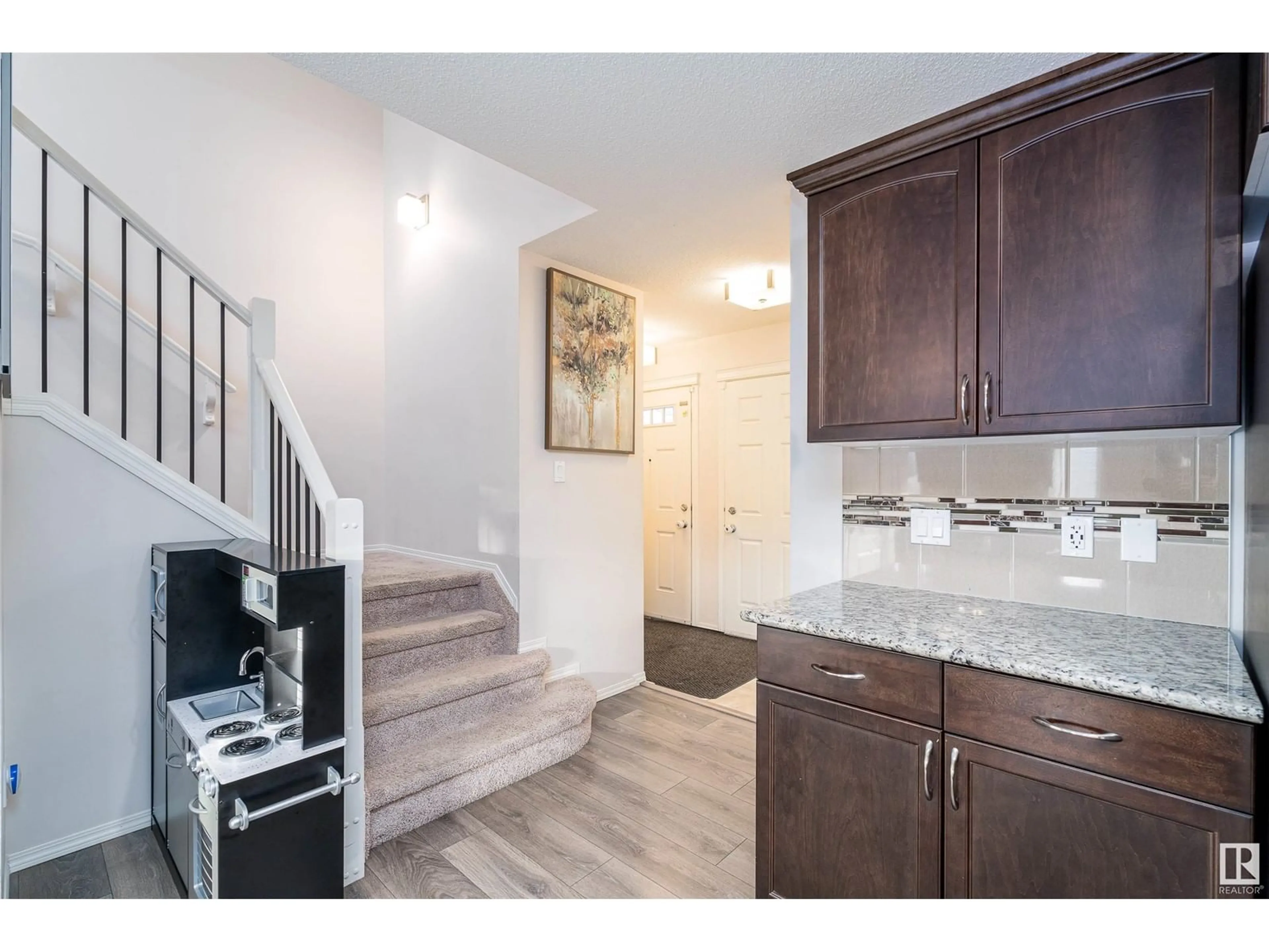 Open concept kitchen, unknown for 5869 ANTHONY CR SW, Edmonton Alberta T6W3H4