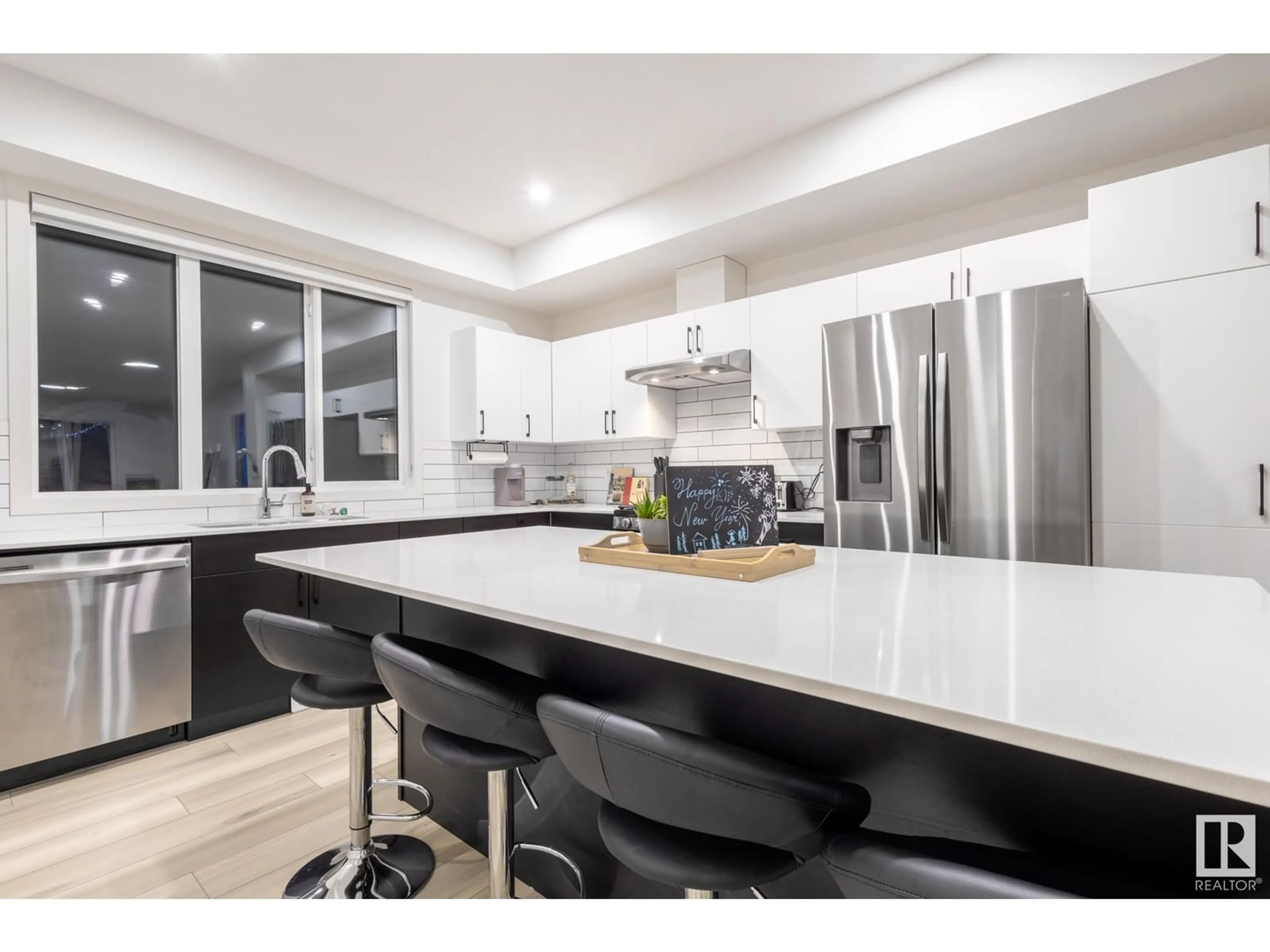 Open concept kitchen, unknown for 5016 KINNEY LI SW, Edmonton Alberta T6W5G4