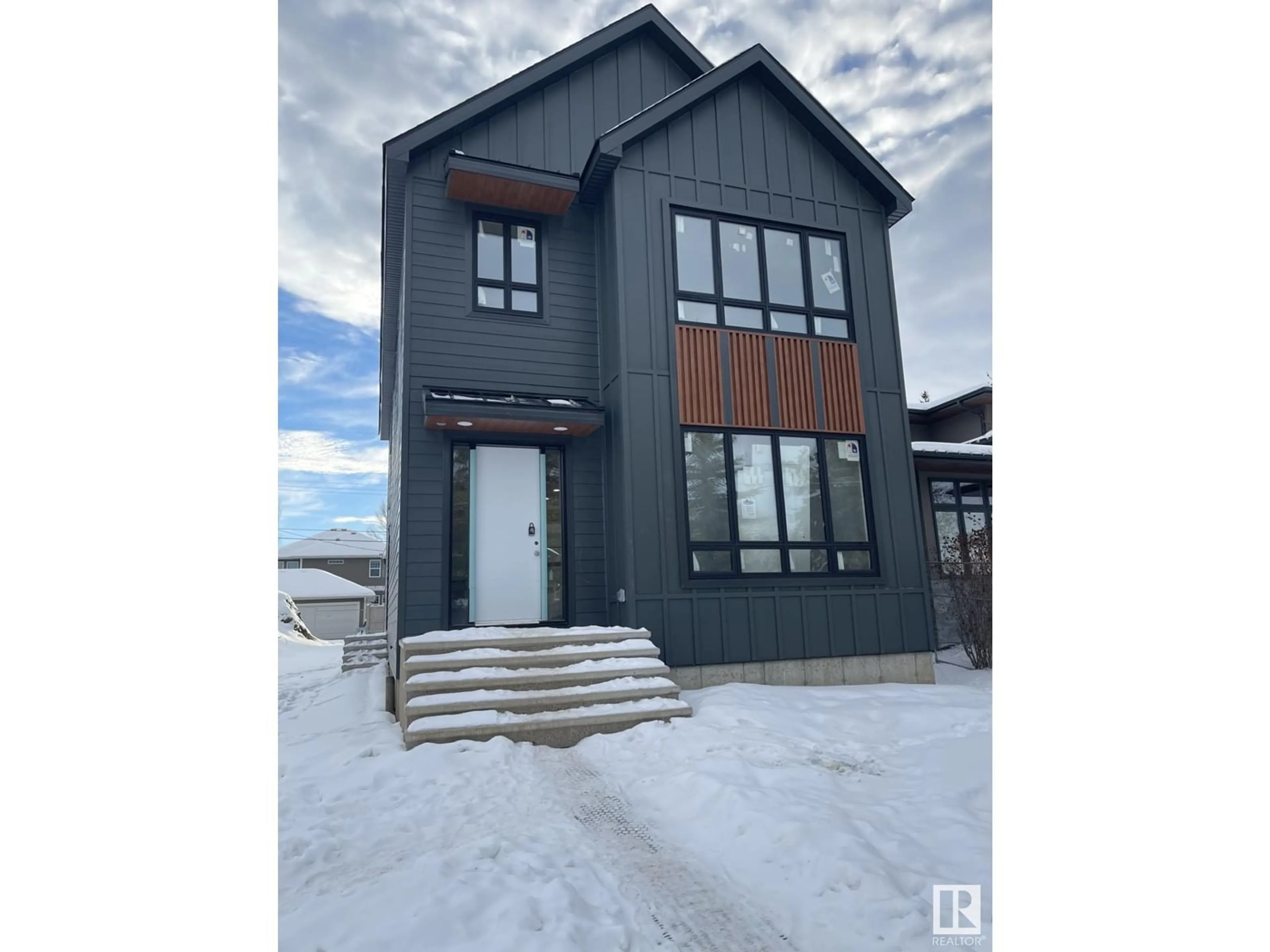 Unknown for 40A VALLEYVIEW CR, Edmonton Alberta T5R5S6