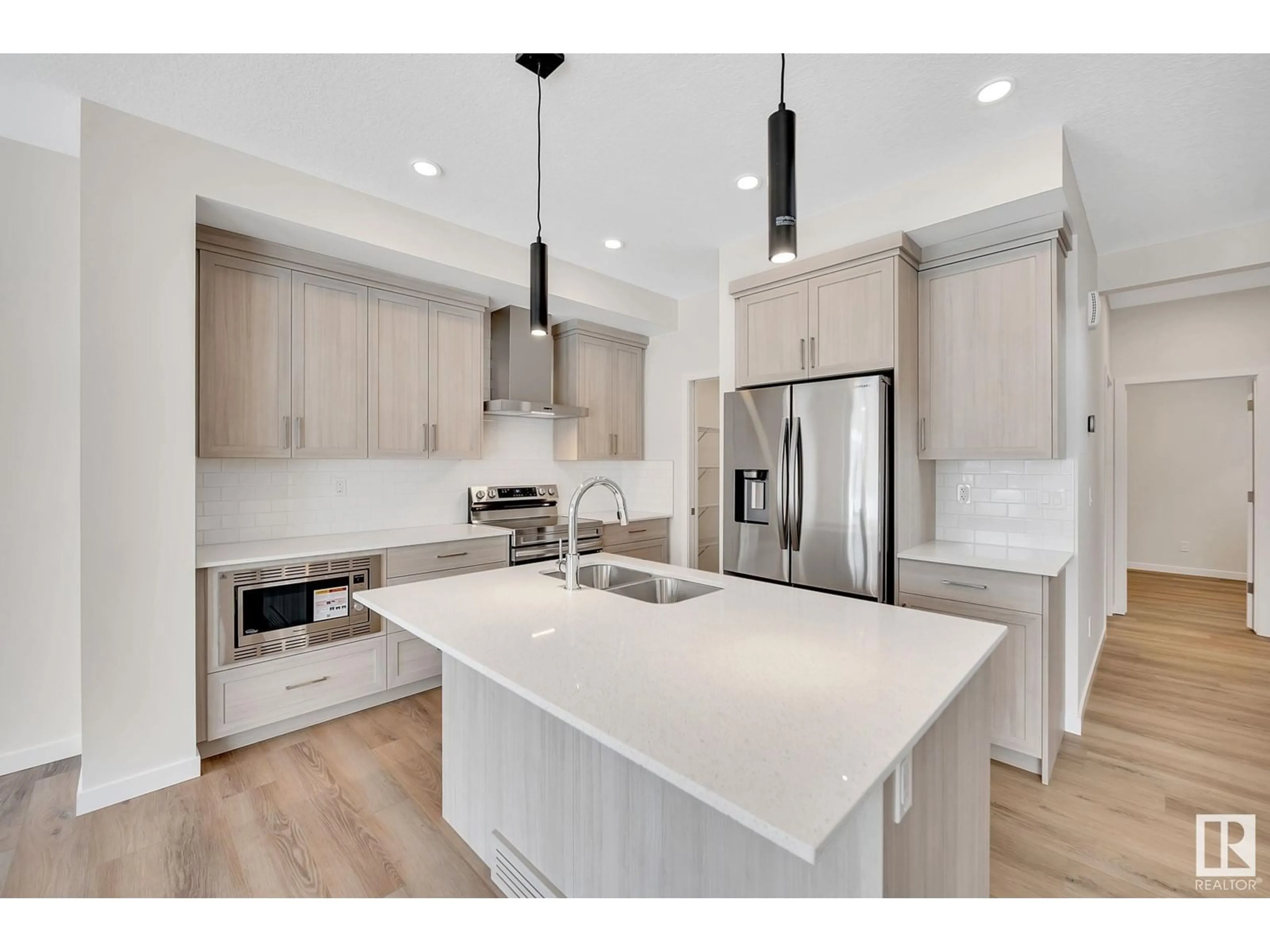 Open concept kitchen, unknown for 4855 HAWTHORN BN SW, Edmonton Alberta T6X3A9