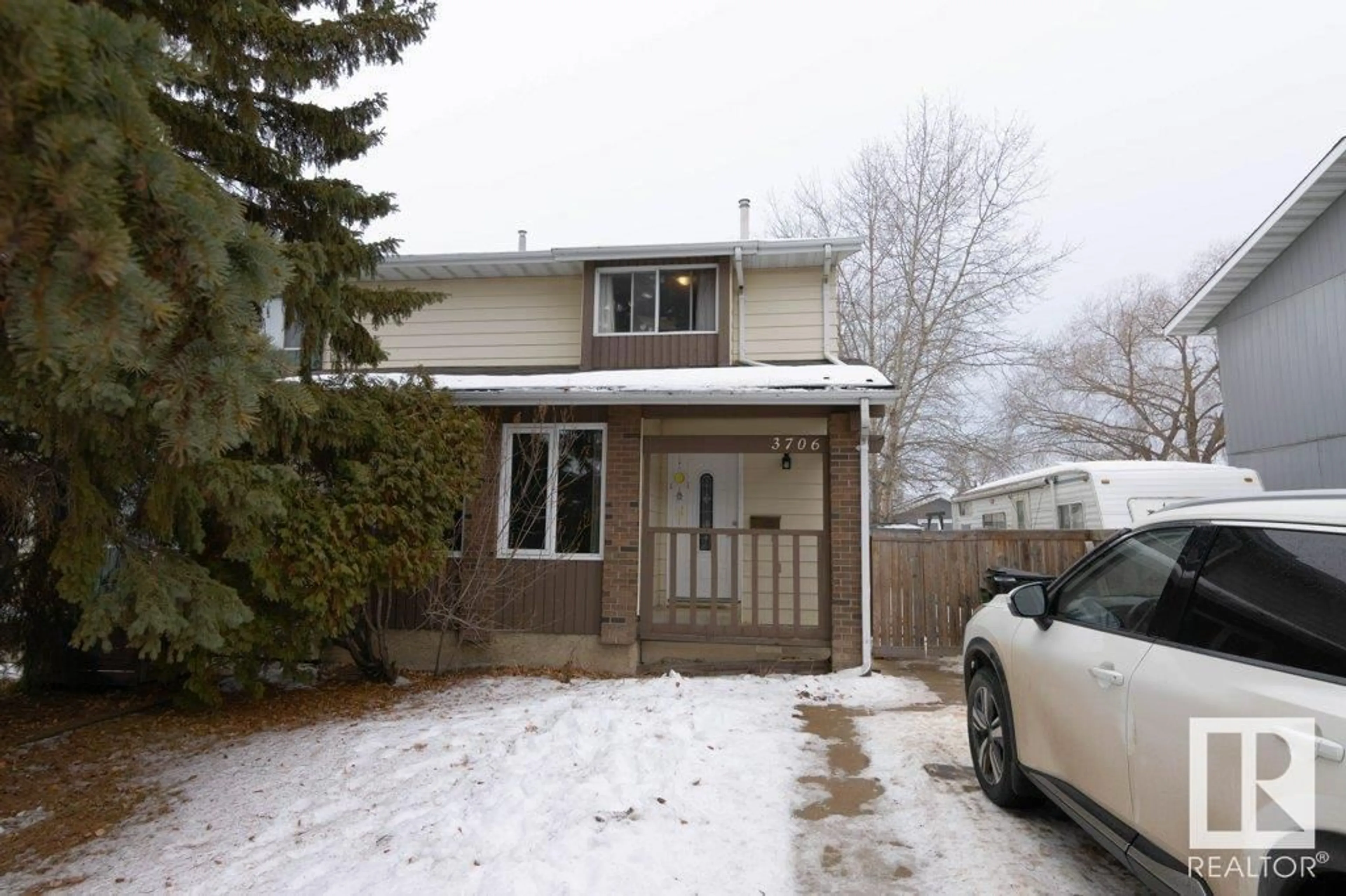 Unknown for 3706 HILL VIEW CR NW, Edmonton Alberta T6L1C4