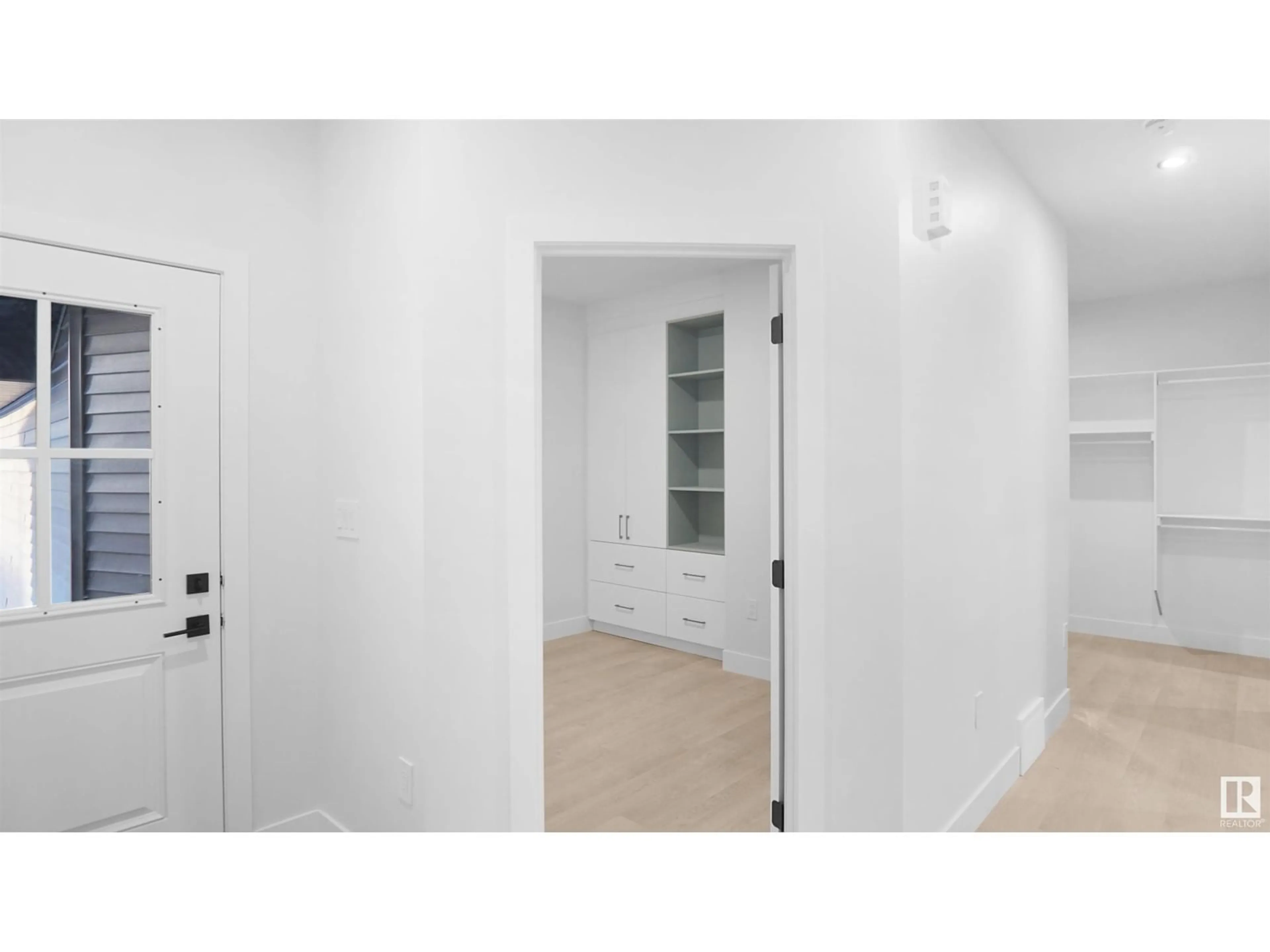 Storage room or clothes room or walk-in closet for 36 ASHBURY CR, Spruce Grove Alberta T7X3C6