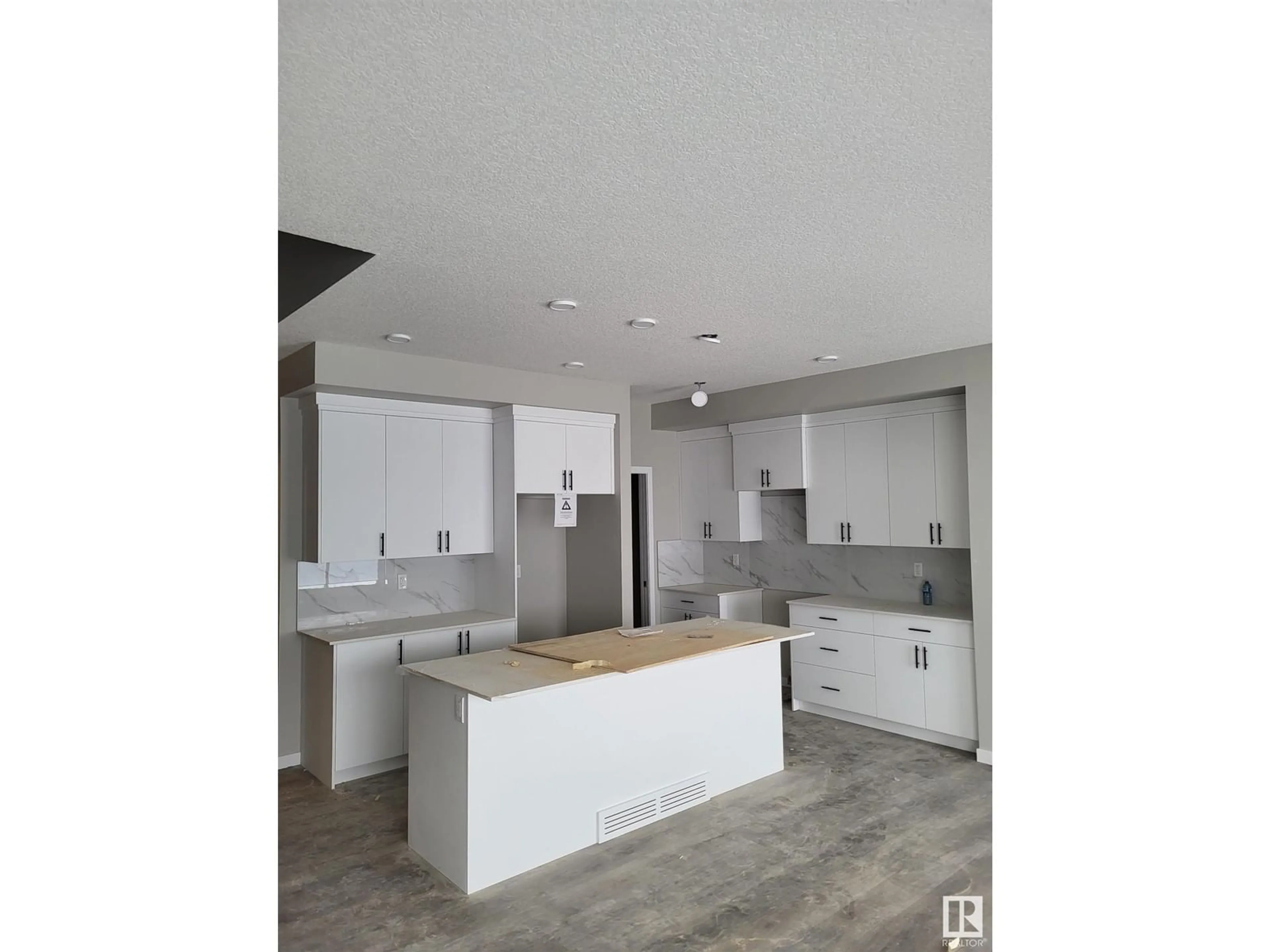 Open concept kitchen, unknown for 7080 182 AV NW, Edmonton Alberta T5Z0V7