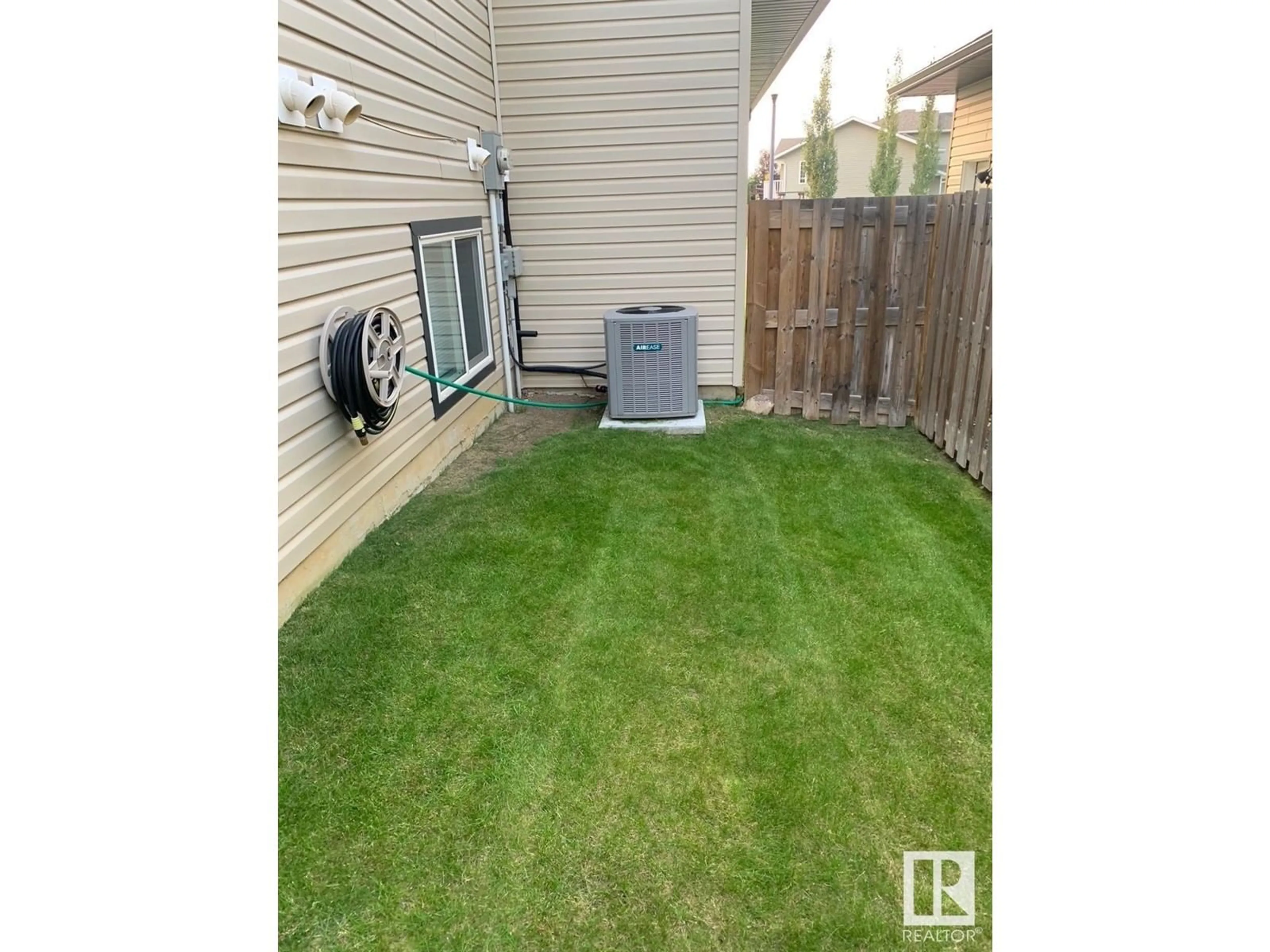 Patio, street for 5404 Aspen LN, Athabasca Town Alberta T9S0A8