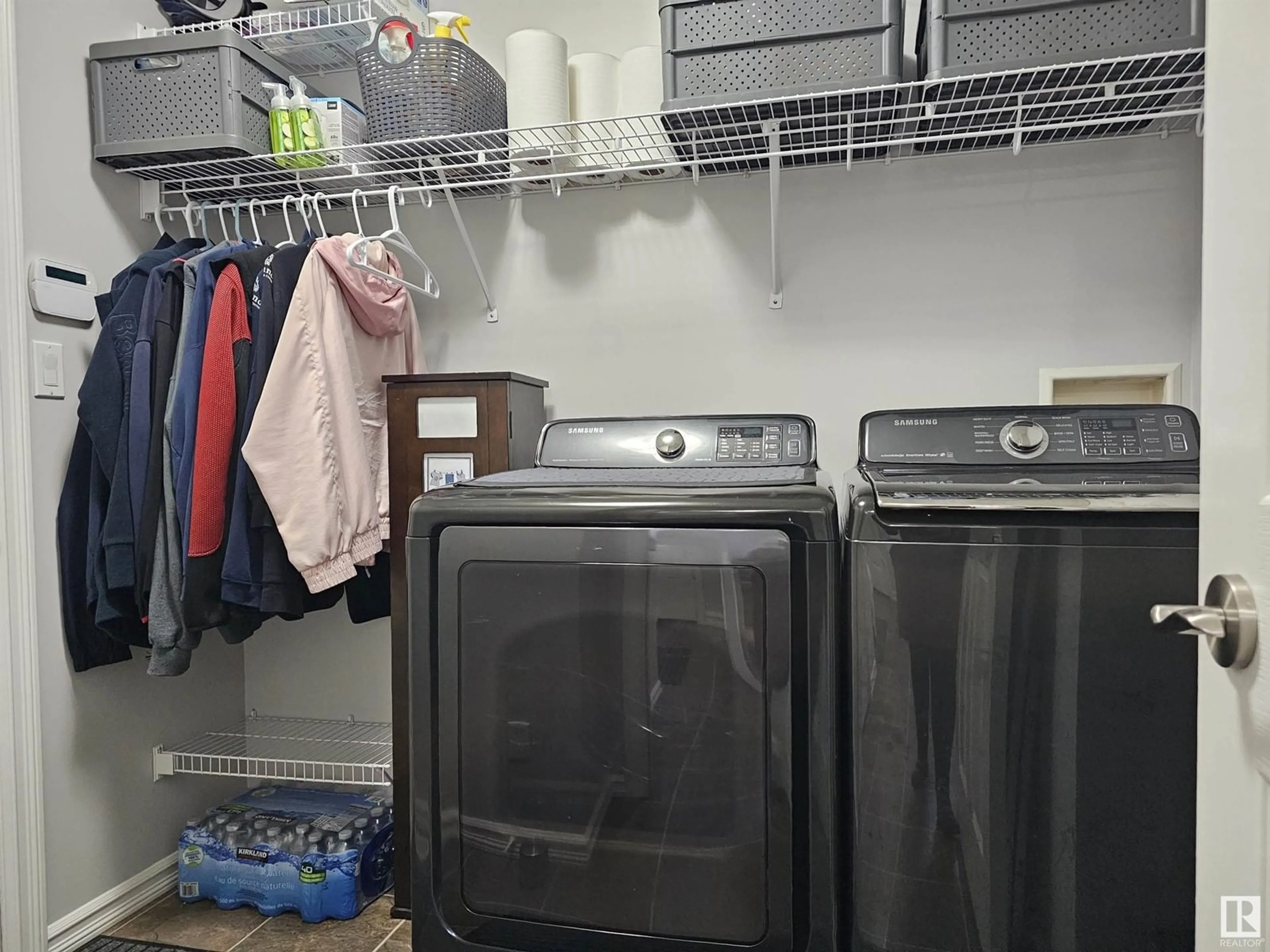 Laundry room for 25 WELLINGTON PL, Fort Saskatchewan Alberta T8L0G2