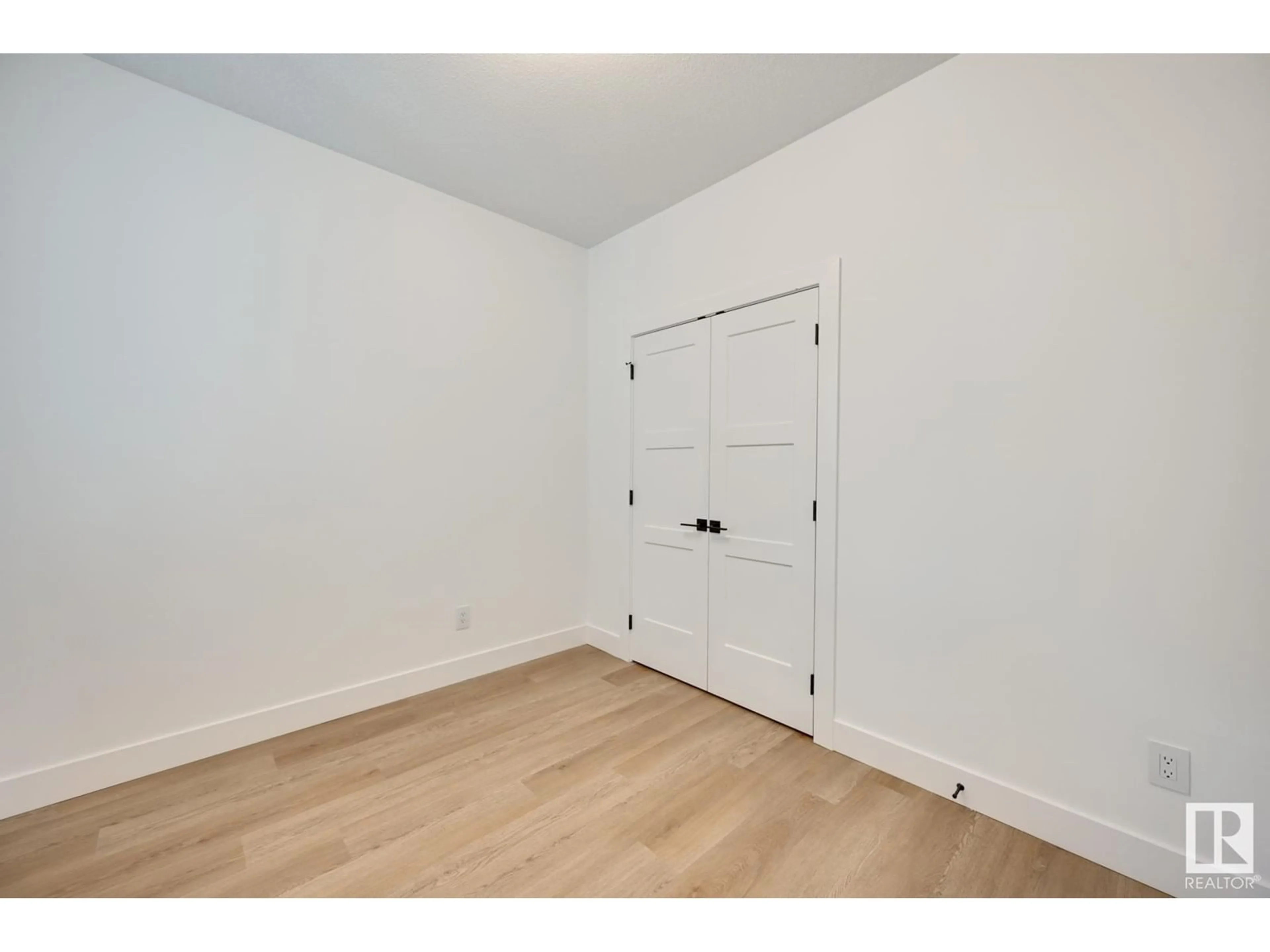 Storage room or clothes room or walk-in closet for 121 STARLING WY, Fort Saskatchewan Alberta T8L1R5