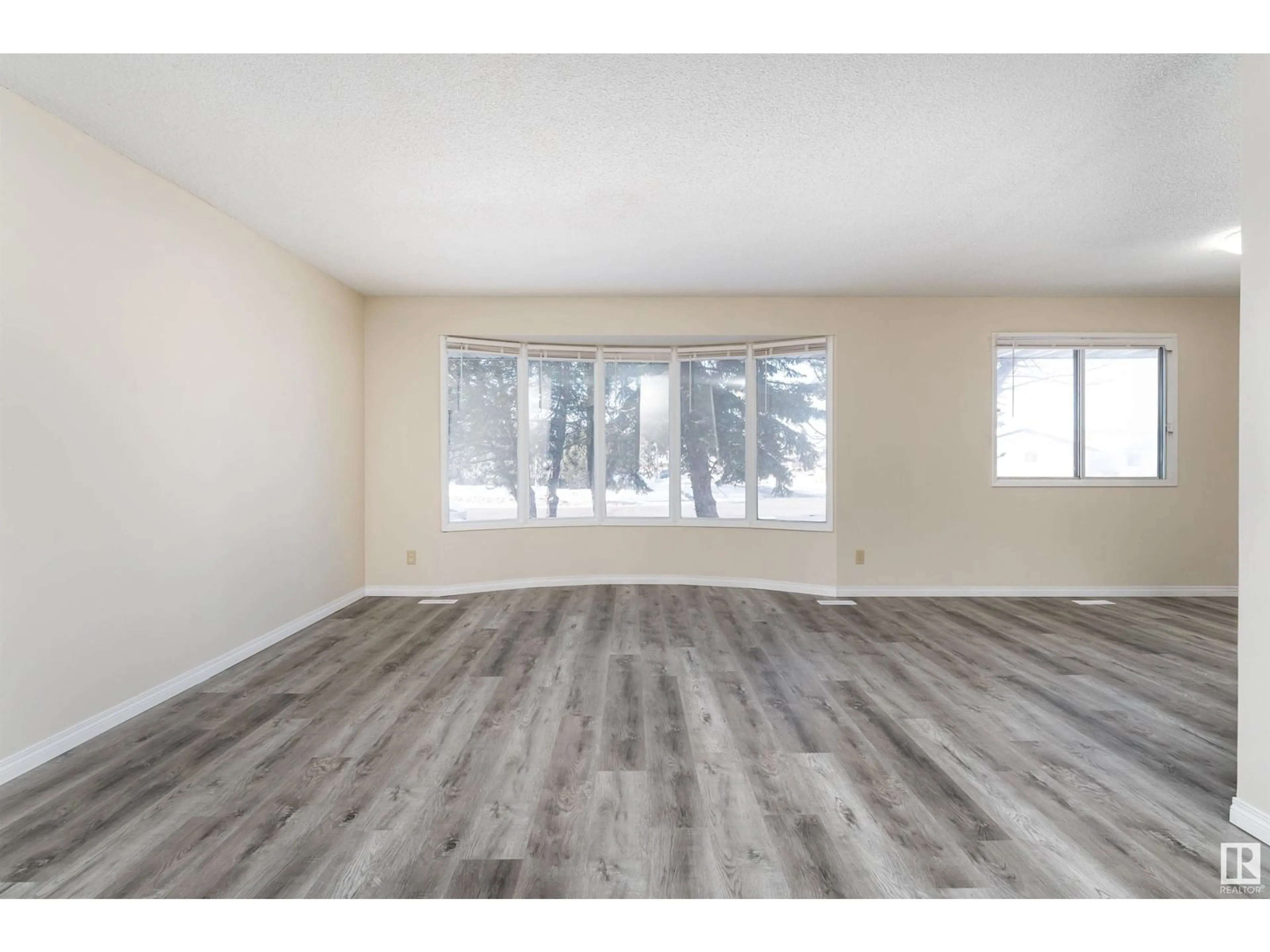 A pic of a room for 3829 62 ST NW, Edmonton Alberta T6L1A4