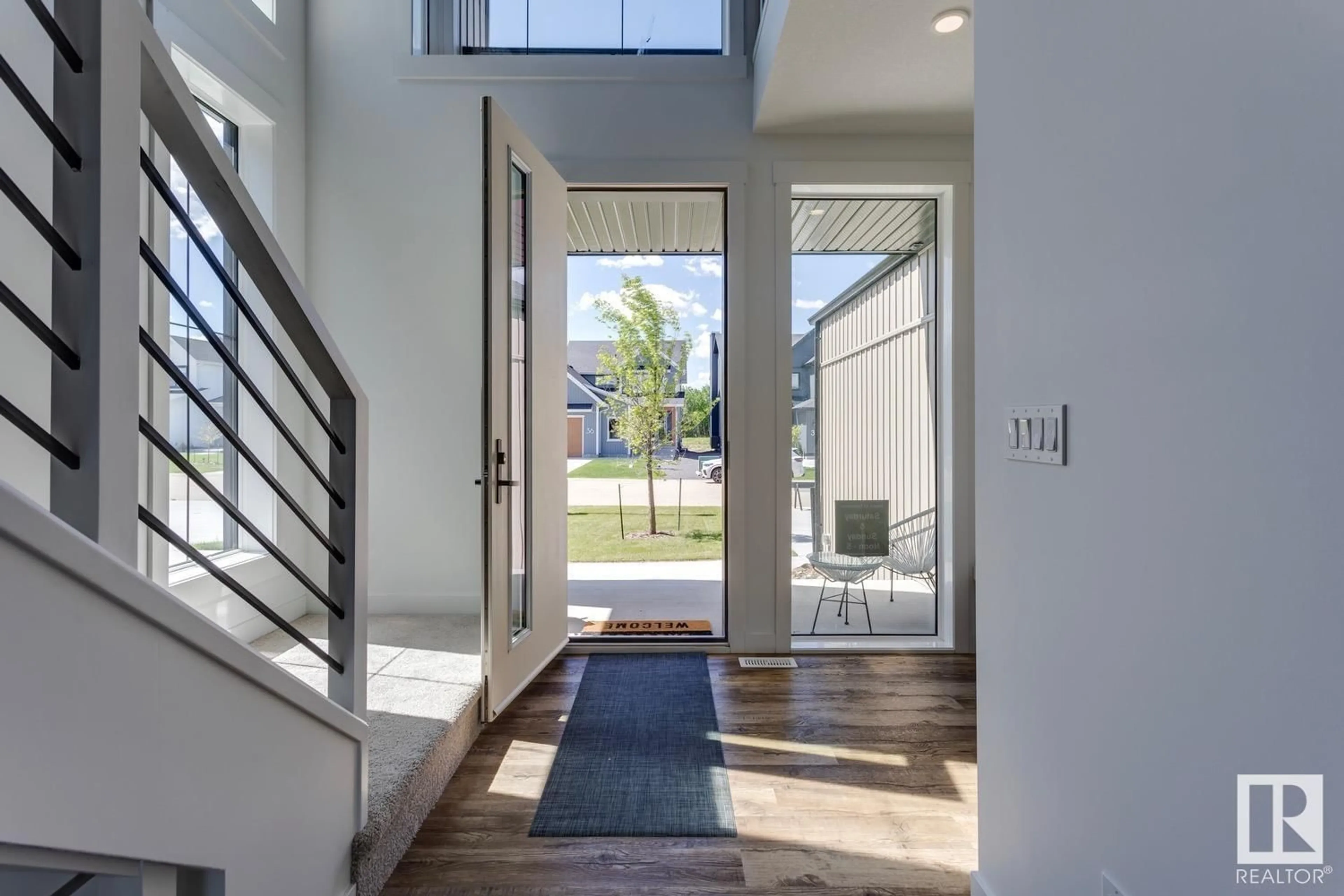 Indoor entryway for #37 3410 STE. ANNE TR, Rural Lac Ste. Anne County Alberta T0E0A1